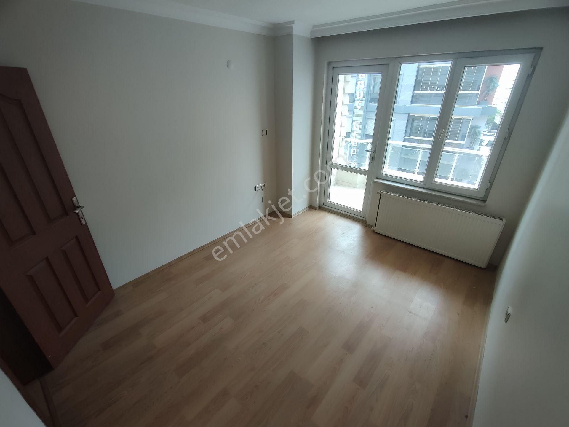 Kardeşten Edremit Merkezde Jeotermalli Ara Kat Geniş 3+1 Daire - Görsel 15