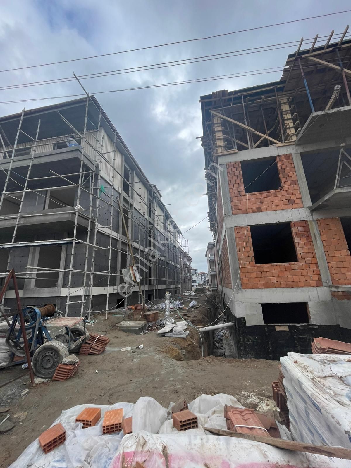 Afyon Üçok Emlaktan Sahipata Hoca A. Yesevi Mah Satılık Sıfır 3+1 Daireler - Görsel 3