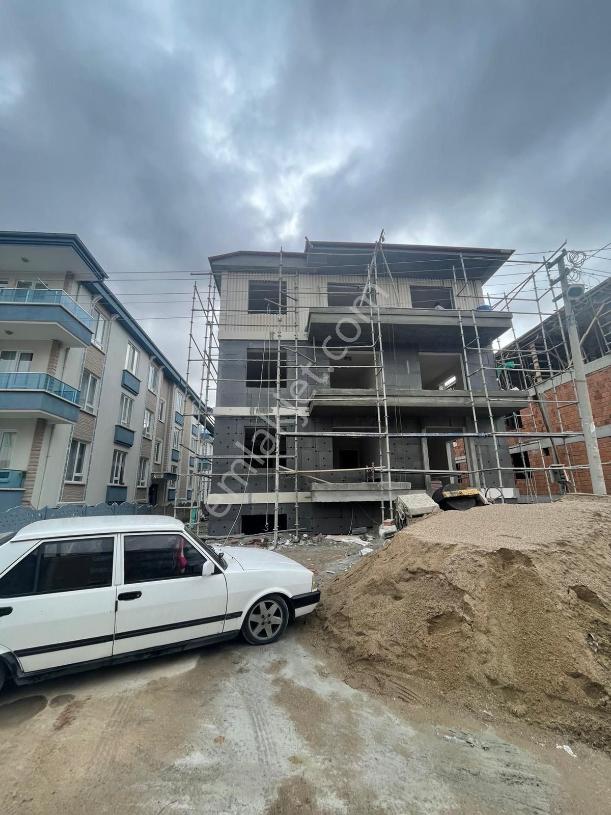 Afyon Üçok Emlaktan Sahipata Hoca A. Yesevi Mah Satılık Sıfır 3+1 Daireler - Görsel 2