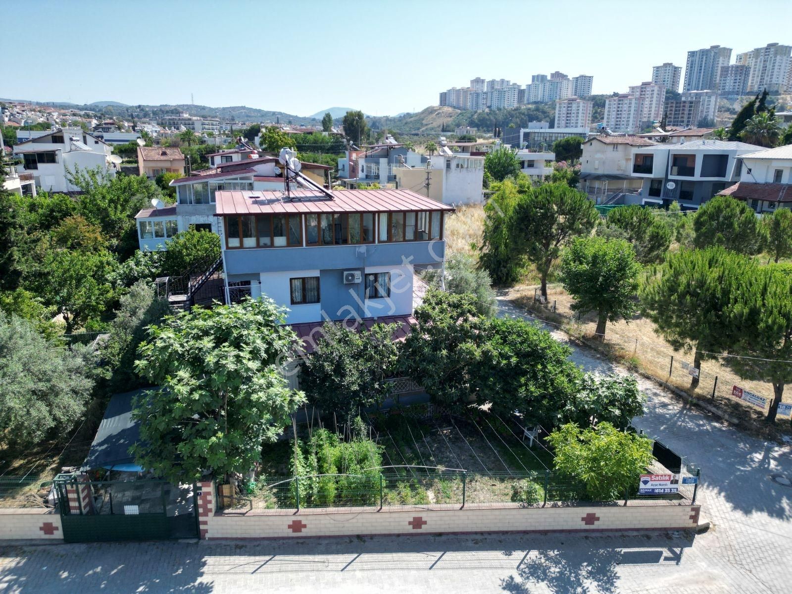 Şehir Merkezi ,sahile 340 Mt Mesafede ,360 M2 Geniş Bahçeli Mülk - Görsel 11