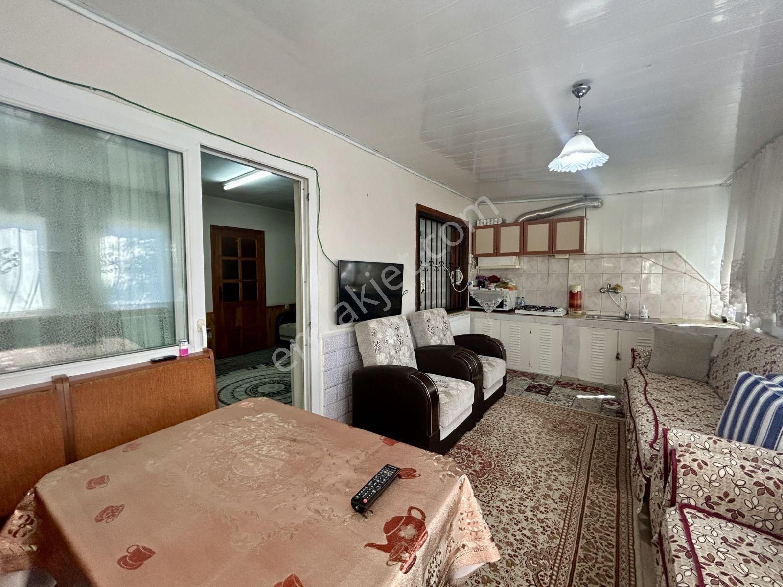 Şehir Merkezi ,sahile 340 Mt Mesafede ,360 M2 Geniş Bahçeli Mülk - Görsel 31