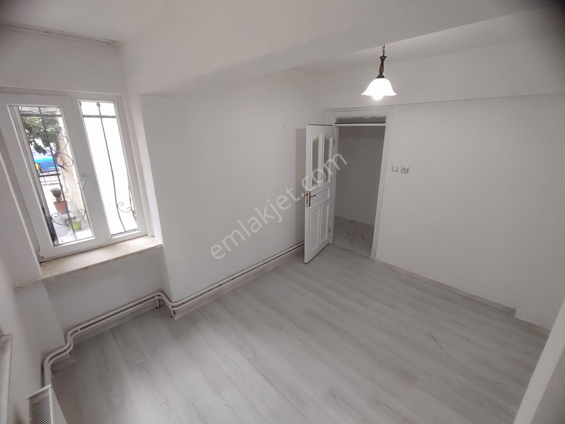Kardeşten Akçay Yenimahallede Müstakil Havasında Geniş 3+1 Daire - Görsel 28