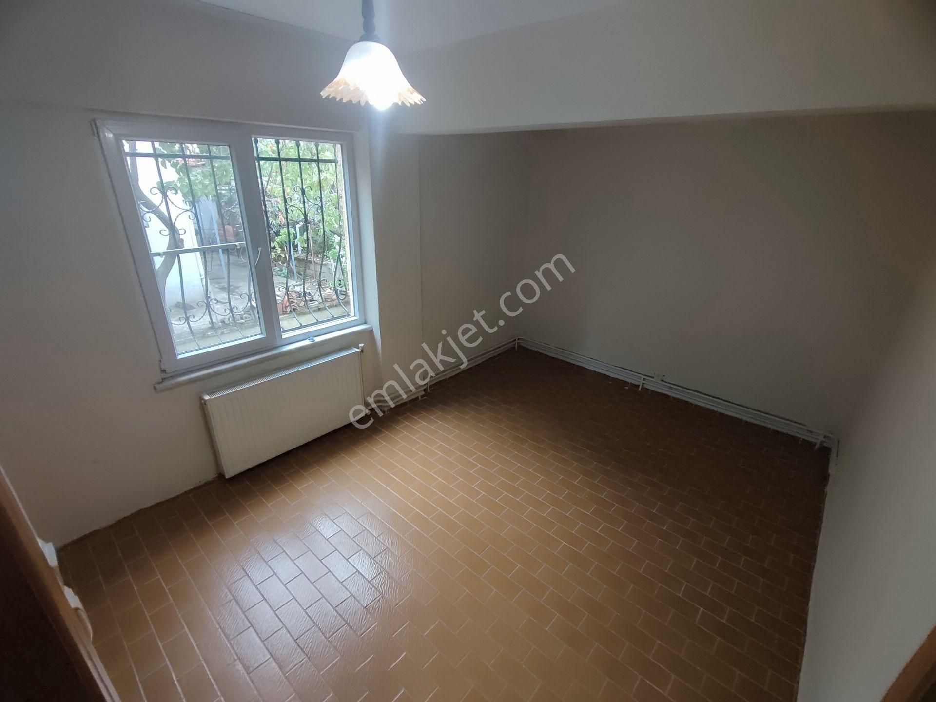 Kardeşten Akçay Yenimahallede Müstakil Havasında Geniş 3+1 Daire - Görsel 17