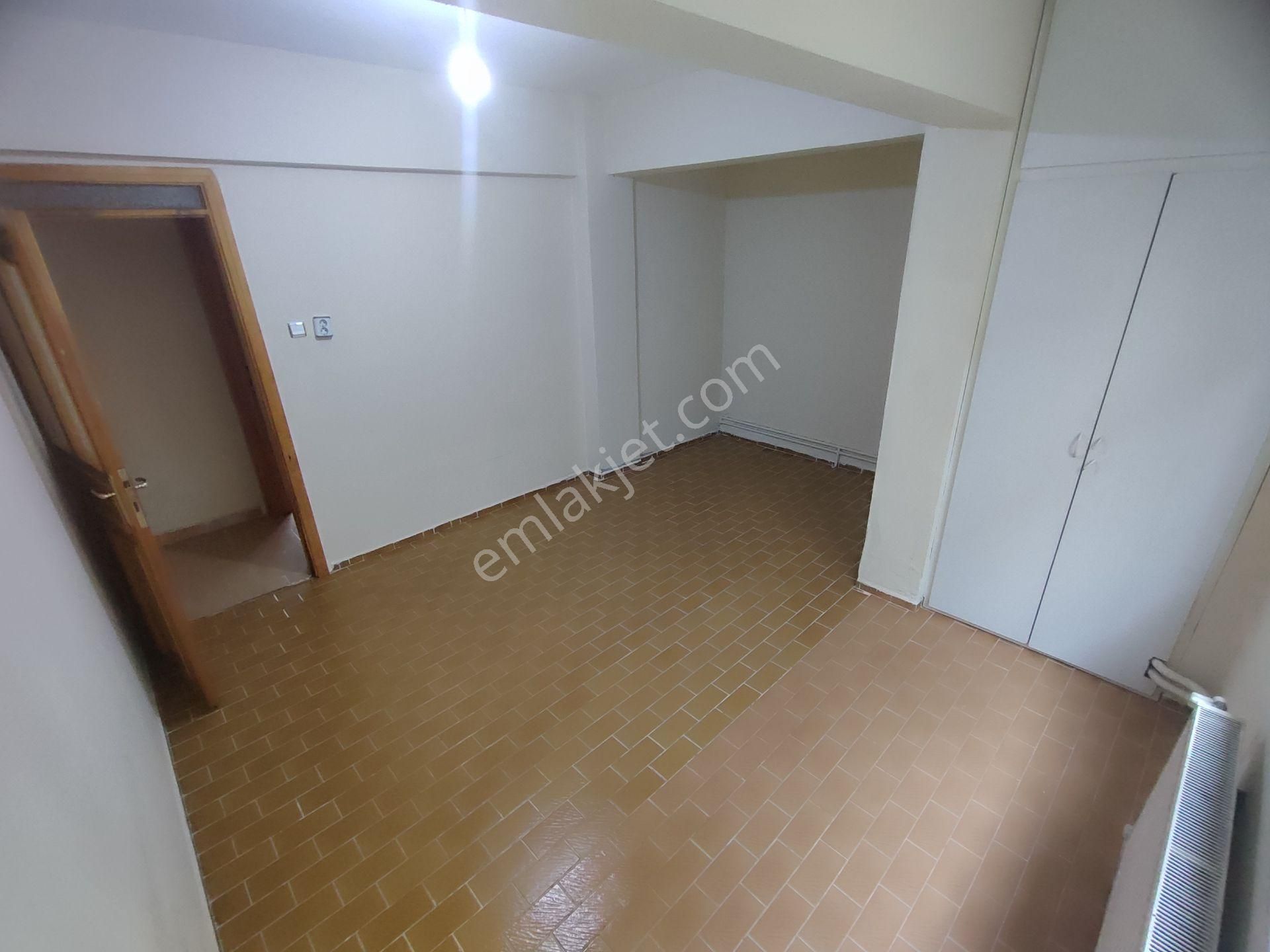 Kardeşten Akçay Yenimahallede Müstakil Havasında Geniş 3+1 Daire - Görsel 19