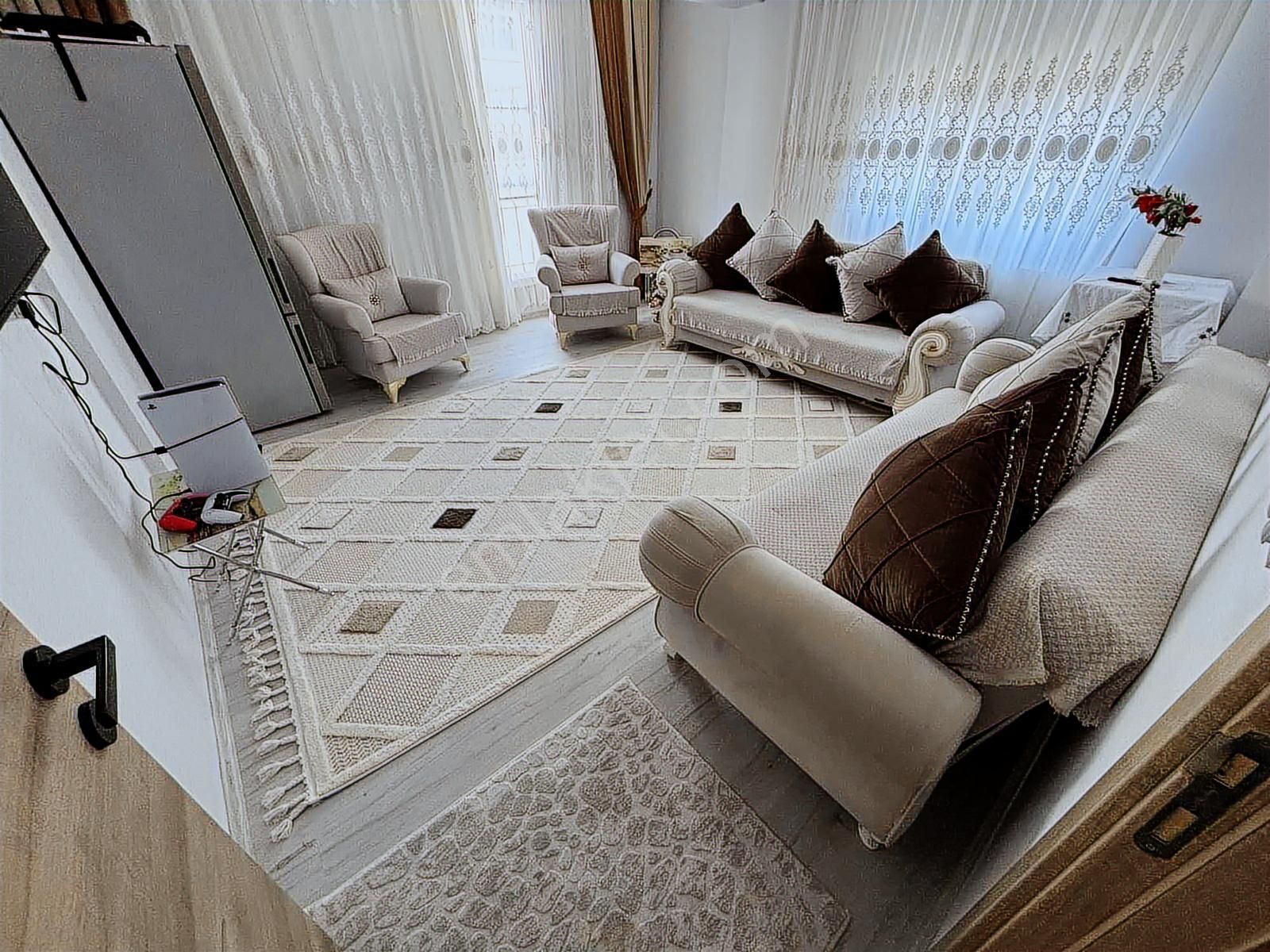 Kadriye'de Merkezi Konumda Doğal Ğazlı Bahçeli Ara Kat 3+1 Daire - Görsel 12