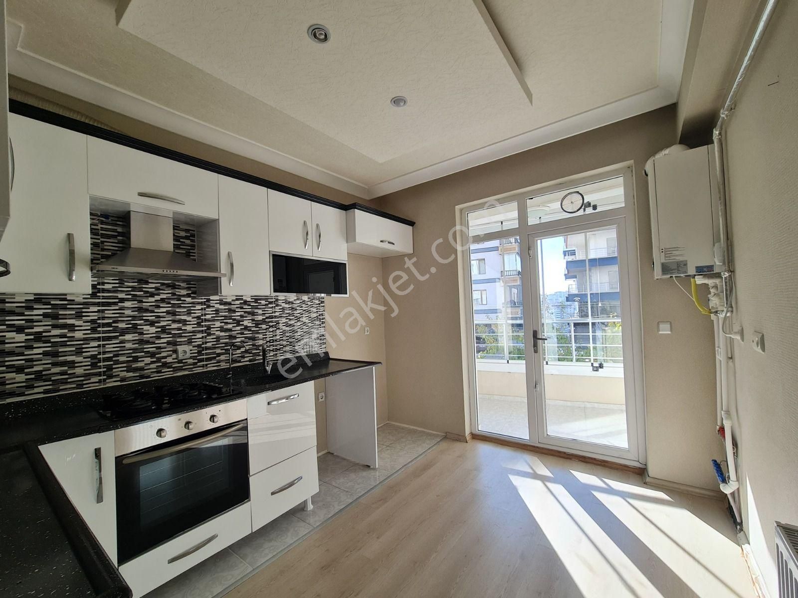 Sarıkamış Caddesi Üzerinde Ön Cephe Full Yapılı Kiralık Daire - Görsel 5