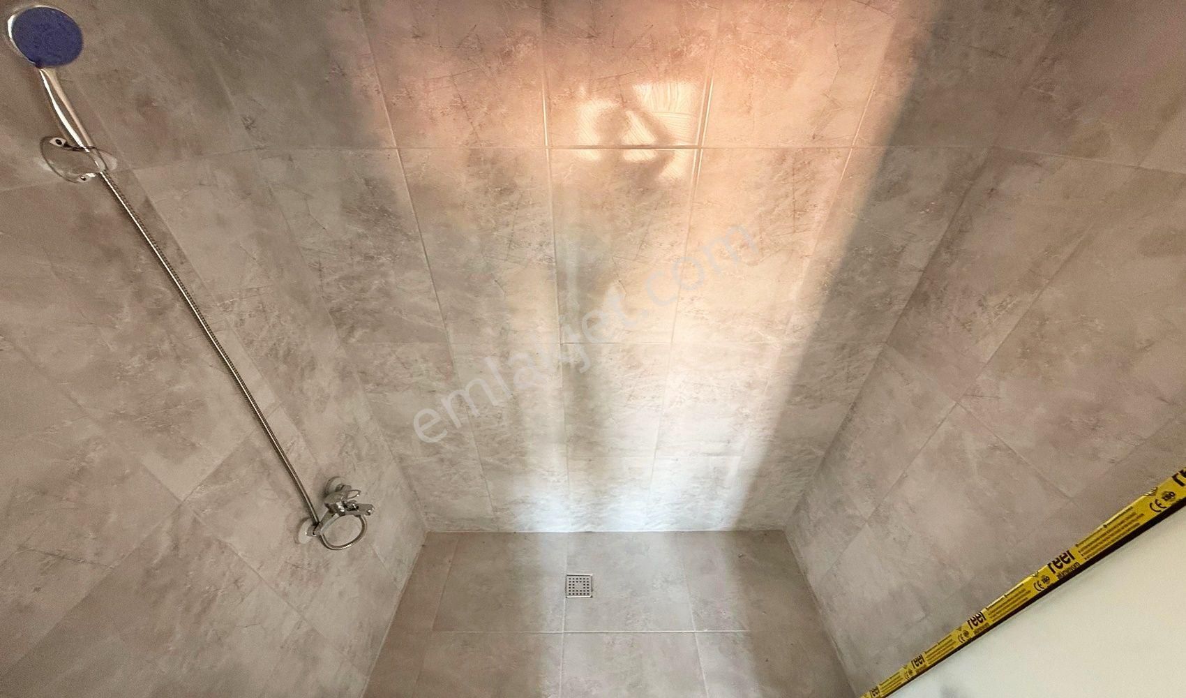 Vadi'den Karakayada Sıfır Ara Kat Ebeveyn Banyolu 3+1 Satılık - Görsel 11