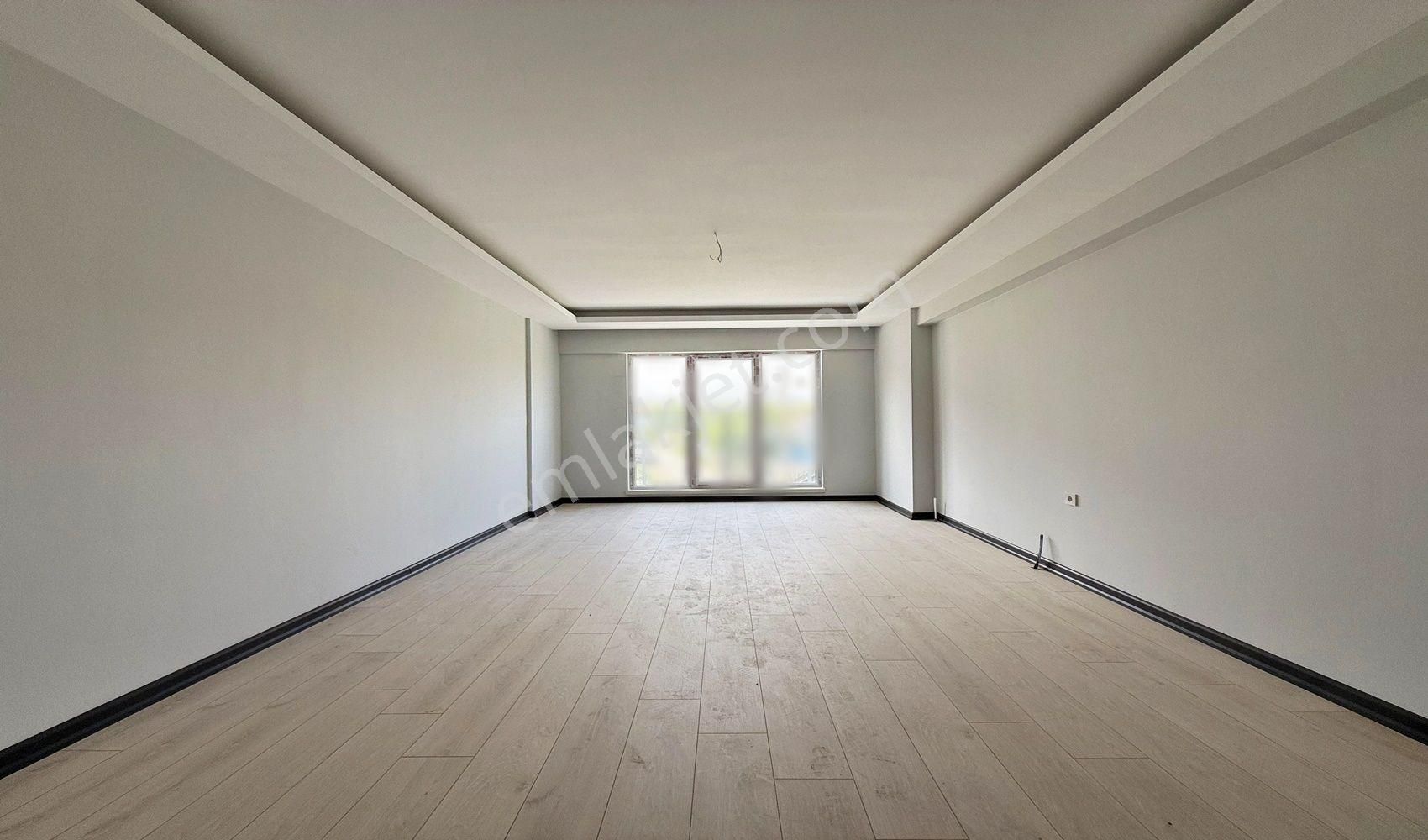 Vadi'den Karakayada Sıfır Ara Kat Ebeveyn Banyolu 3+1 Satılık - Görsel 19