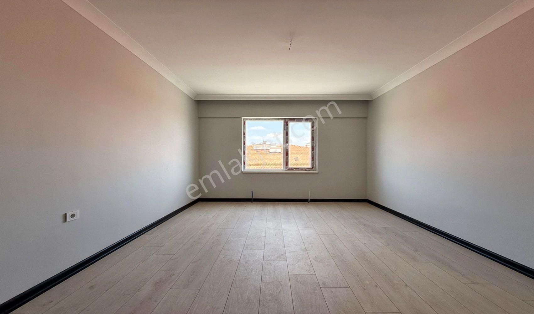 Vadi'den Karakayada Sıfır Ara Kat Ebeveyn Banyolu 3+1 Satılık - Görsel 6