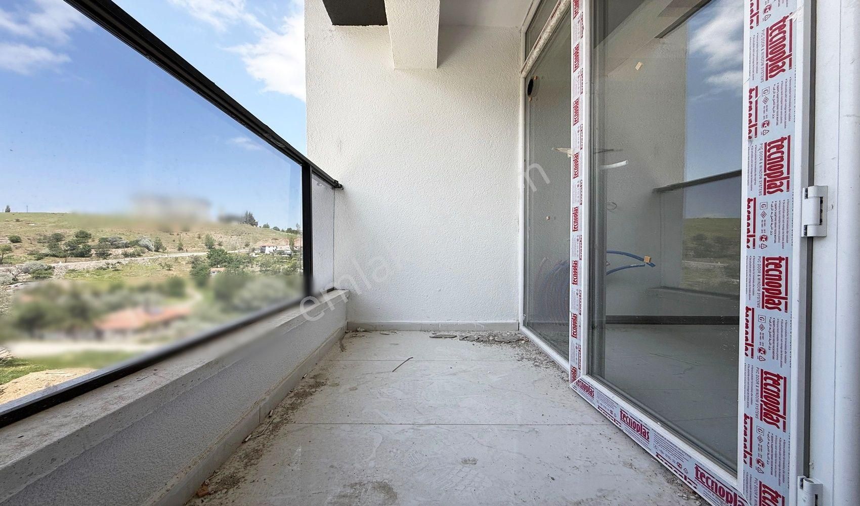 Vadi'den Karakayada Sıfır Ara Kat Ebeveyn Banyolu 3+1 Satılık - Görsel 4