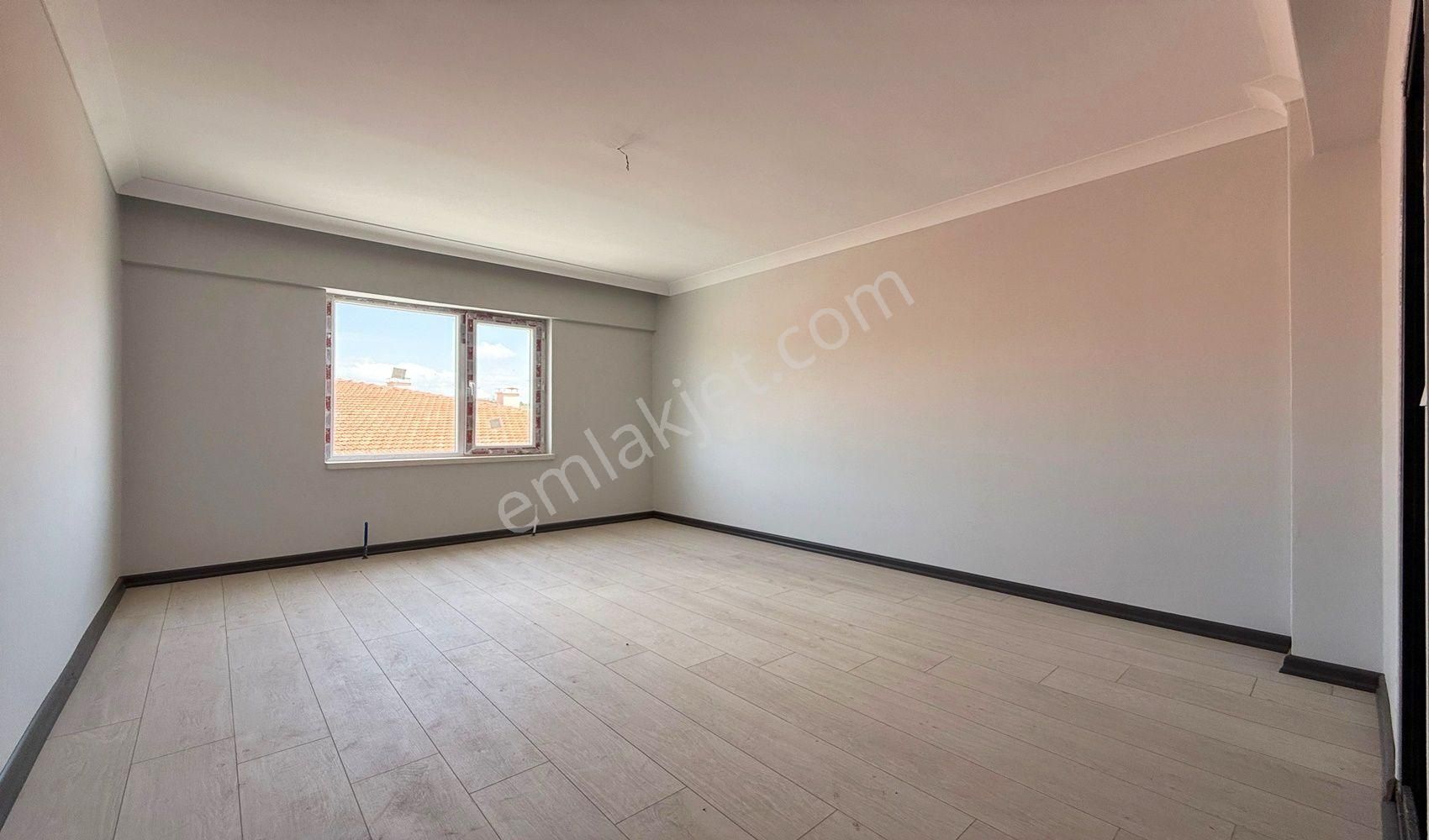 Vadi'den Karakayada Sıfır Ara Kat Ebeveyn Banyolu 3+1 Satılık - Görsel 5