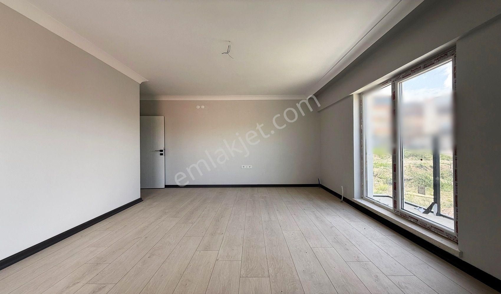 Vadi'den Karakayada Sıfır Ara Kat Ebeveyn Banyolu 3+1 Satılık - Görsel 14