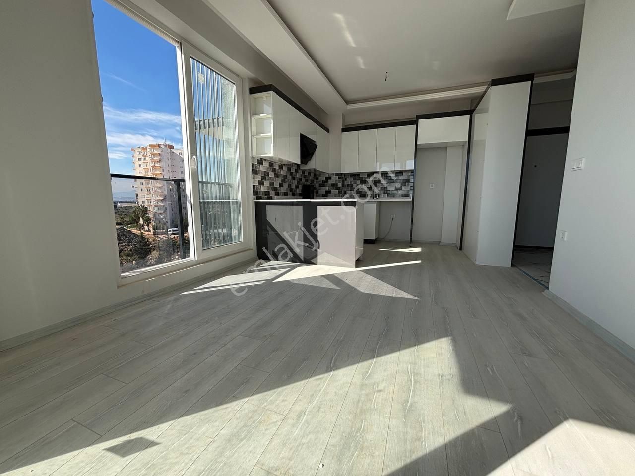 Yatrımlık Fırsat Daire!!!havalimanı Dibinde Kundu Oteller Bölgesine Yakın 1+1 Daire - Görsel 5