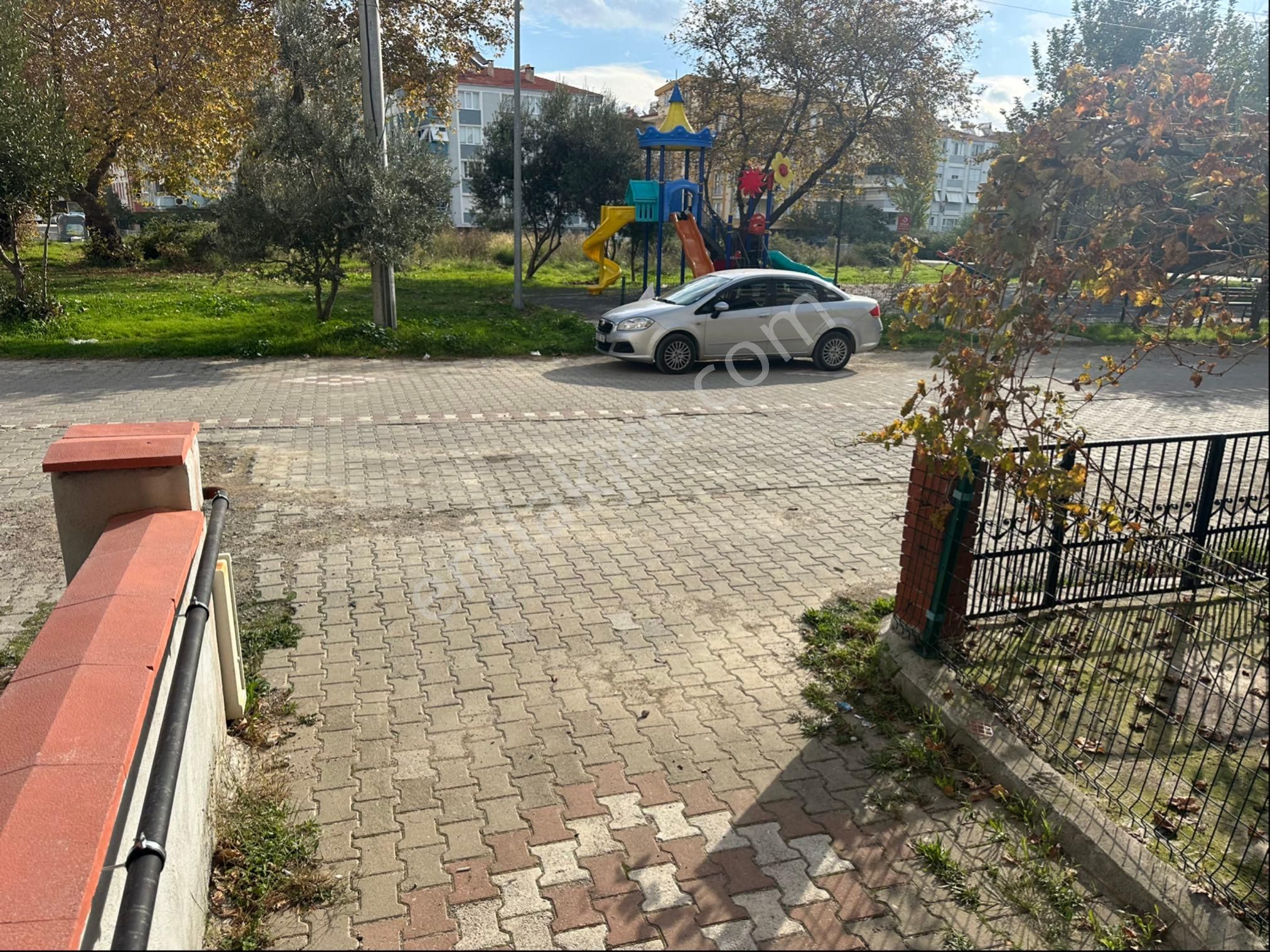 Tek Yetkili Egeyıldız'dan Akçay 3+1 Ön Cephe Doğalgazlı Giriş Kat 30m2 Depolu Satılık Daire - Görsel 28