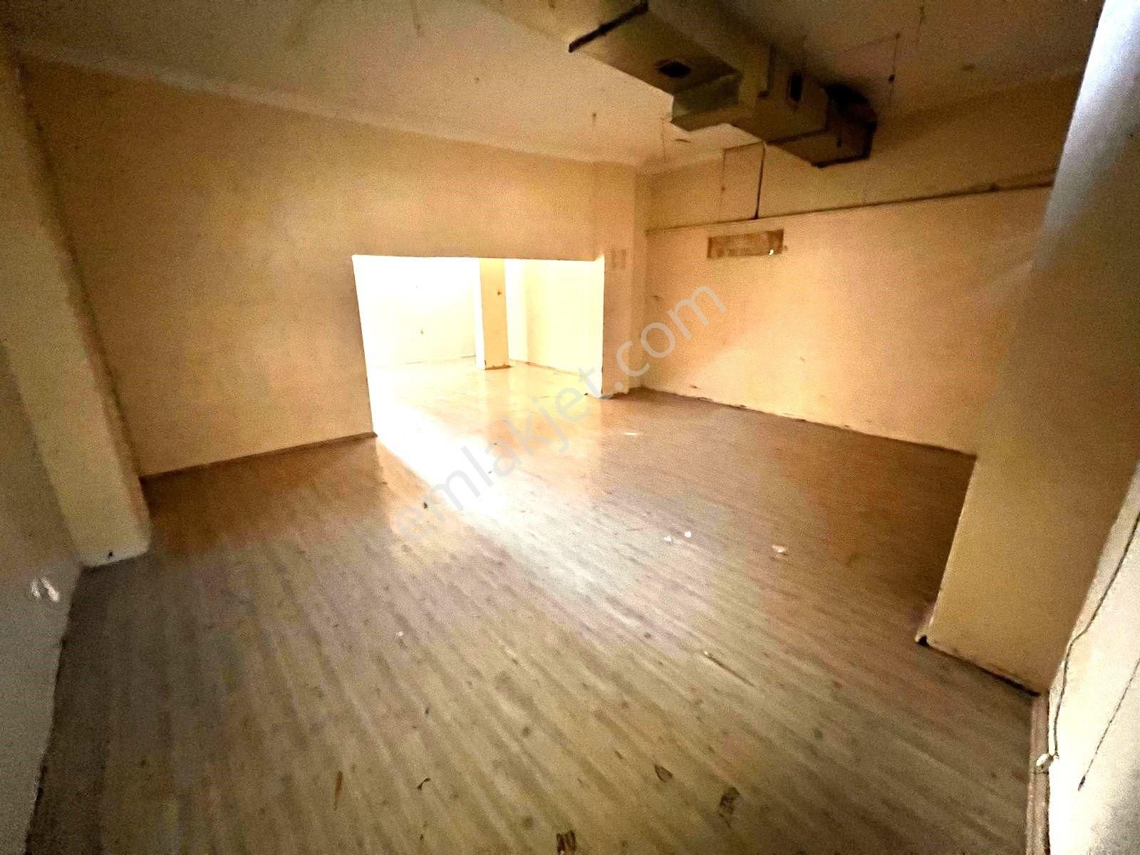 Seba'dan Tevfikbey Mh Merkez Caddeye 3. Bina'da Kiralık Dükkan 120m2 - Görsel 13