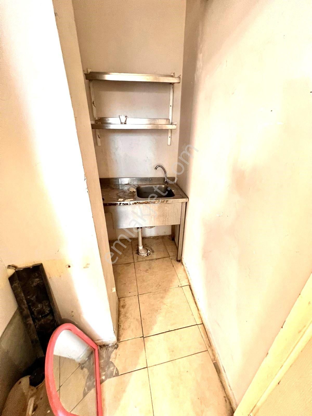 Seba'dan Tevfikbey Mh Merkez Caddeye 3. Bina'da Kiralık Dükkan 120m2 - Görsel 21
