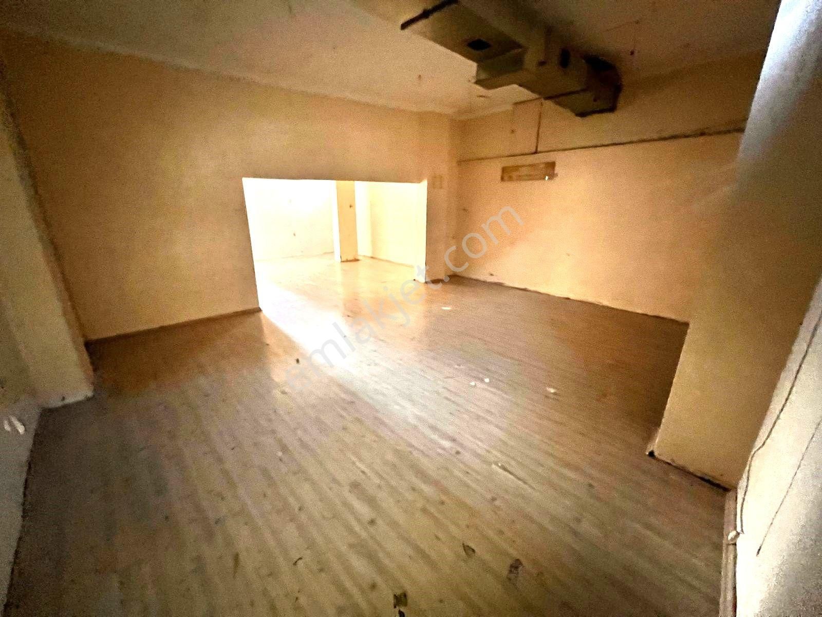 Seba'dan Tevfikbey Mh Merkez Caddeye 3. Bina'da Kiralık Dükkan 120m2 - Görsel 12