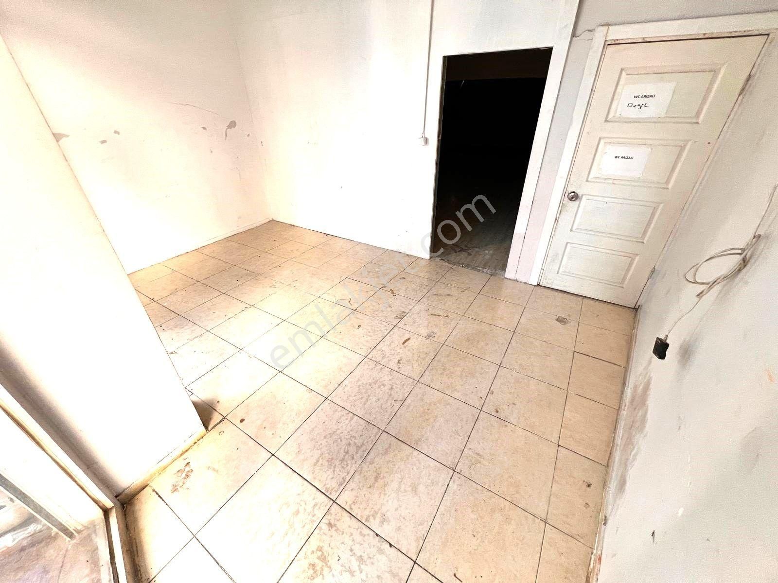 Seba'dan Tevfikbey Mh Merkez Caddeye 3. Bina'da Kiralık Dükkan 120m2 - Görsel 8