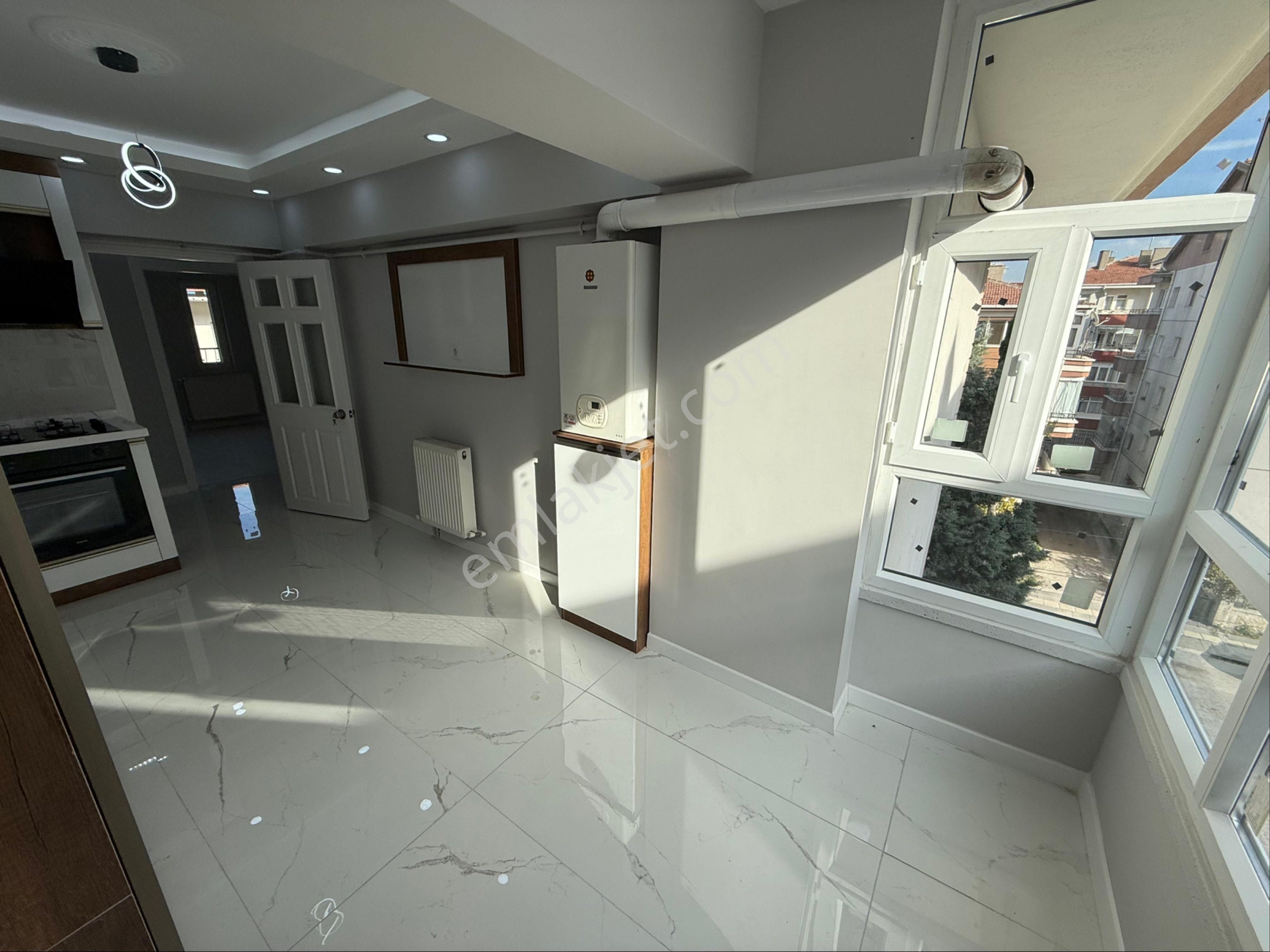 Anadolu’dan Elvan’da Yüksek Hızlı Tren Yakını Süper Lüks Daire - Görsel 15