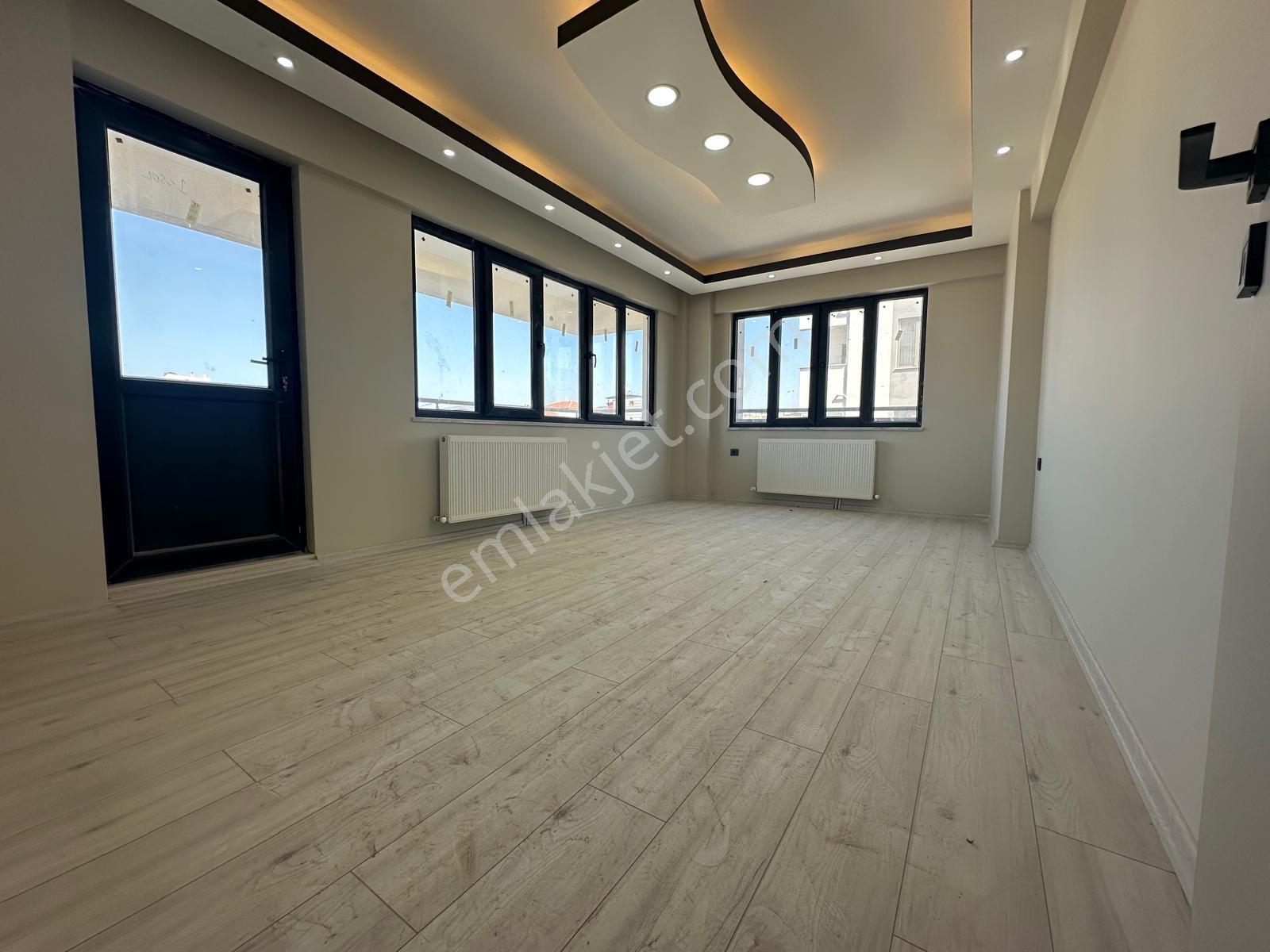 Cuma Pazarı Mevki 3+1 Sıcak Sulu Asansörlü Sıfır Lüks Daire - Görsel 17