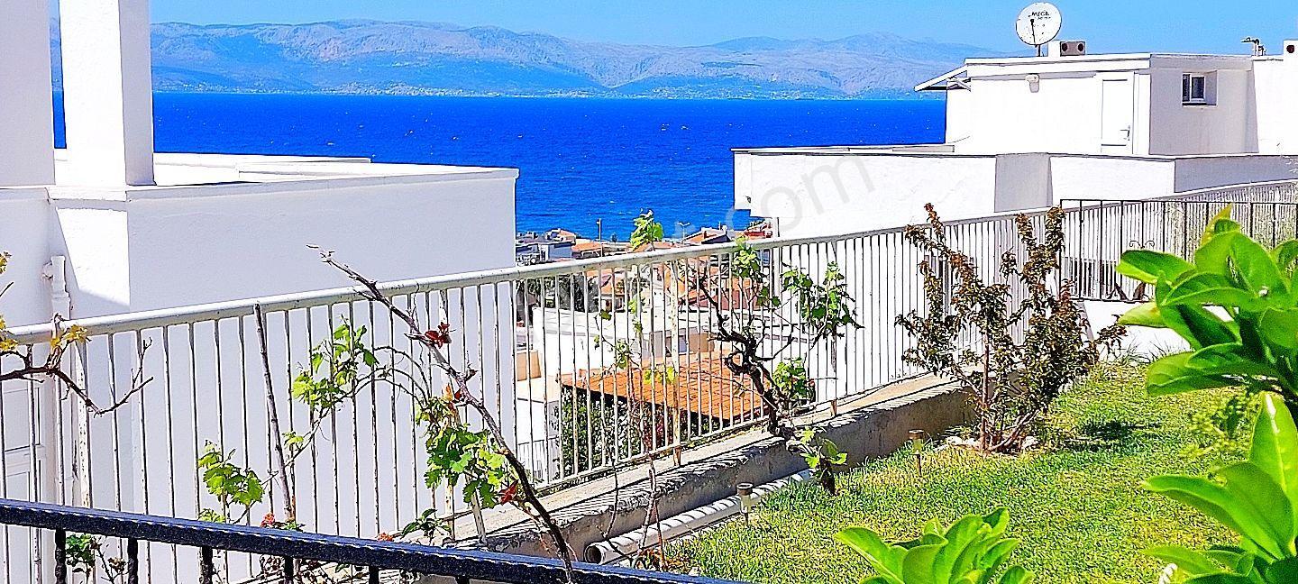 Sahibinden Çeşme Çiftlikköy'de Sakız Adası Deniz Manzaralı Çim Bahçeli Ev - Görsel 12