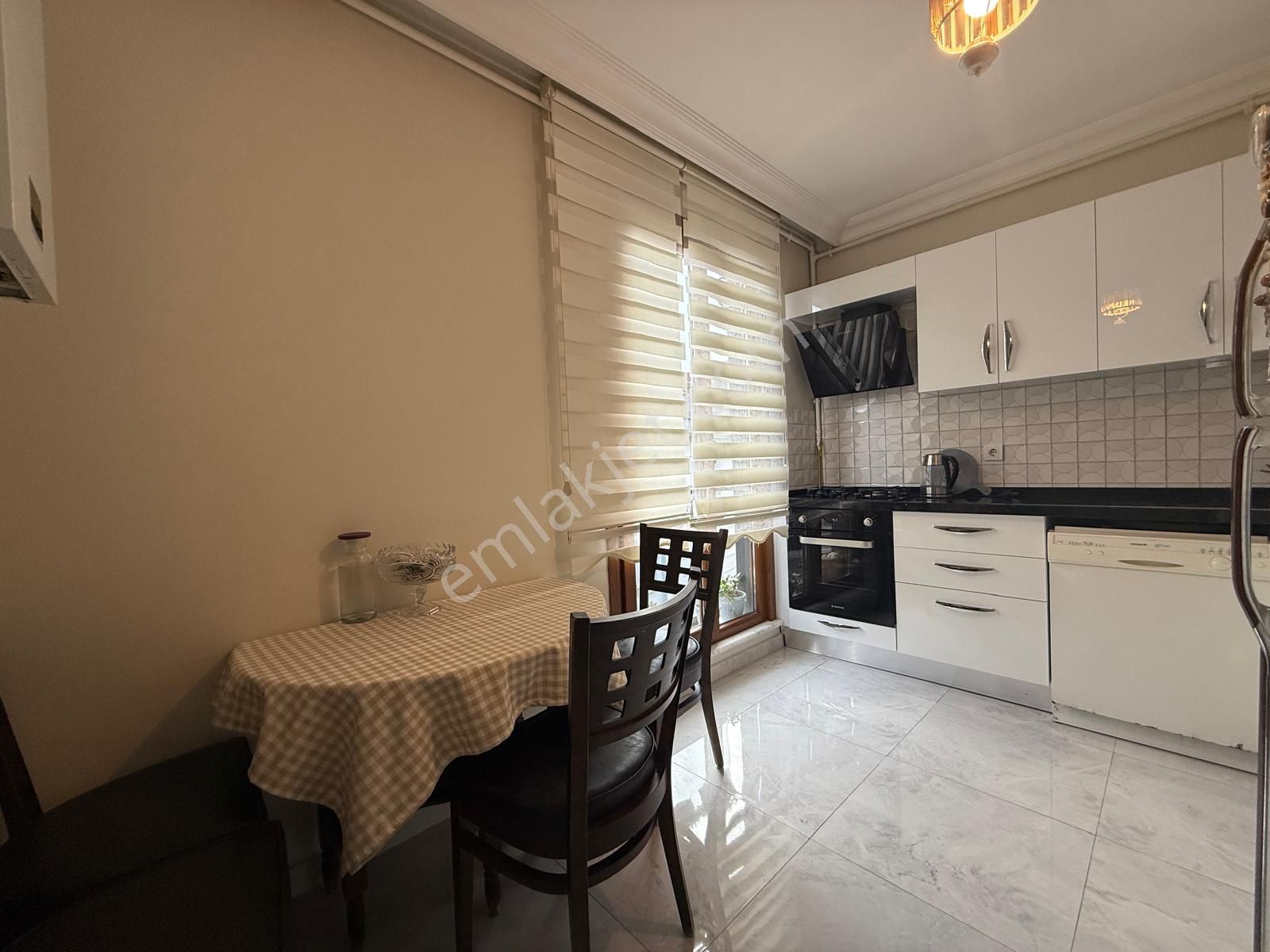 Bahçelievler Merkez'de 5 Yıllık Binada 3+2 Ön Cephe Dubleks - Görsel 7