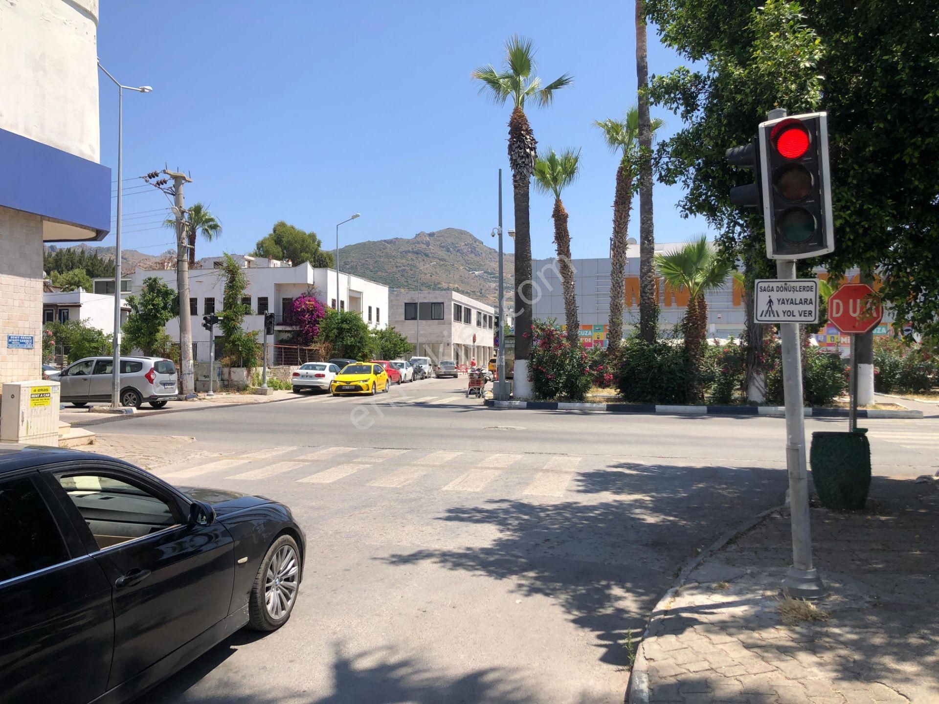 Turgutreis Turunç Plaza'da Kiralık Ofis - Görsel 8