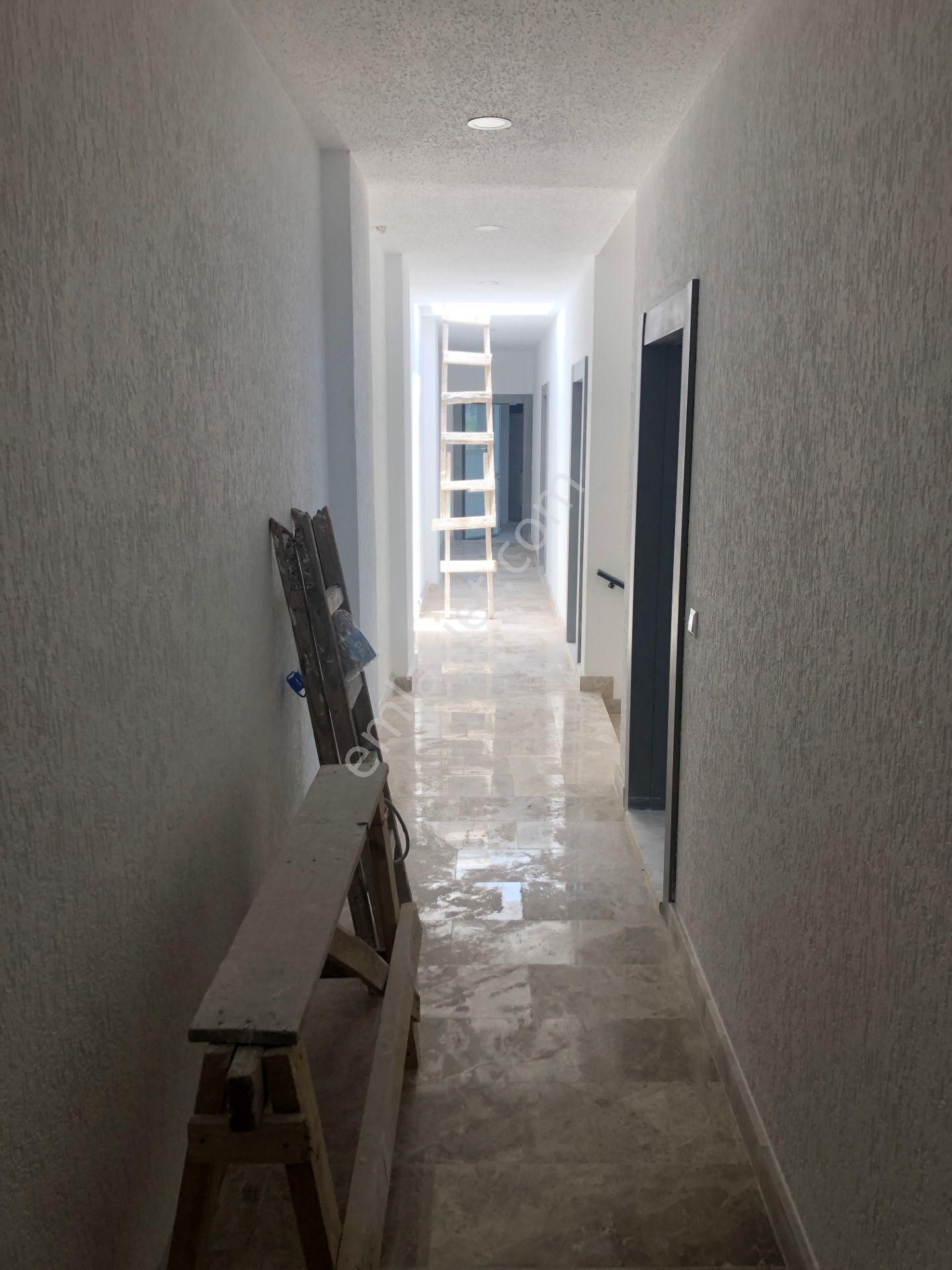 Turgutreis Turunç Plaza'da Kiralık Ofis - Görsel 6