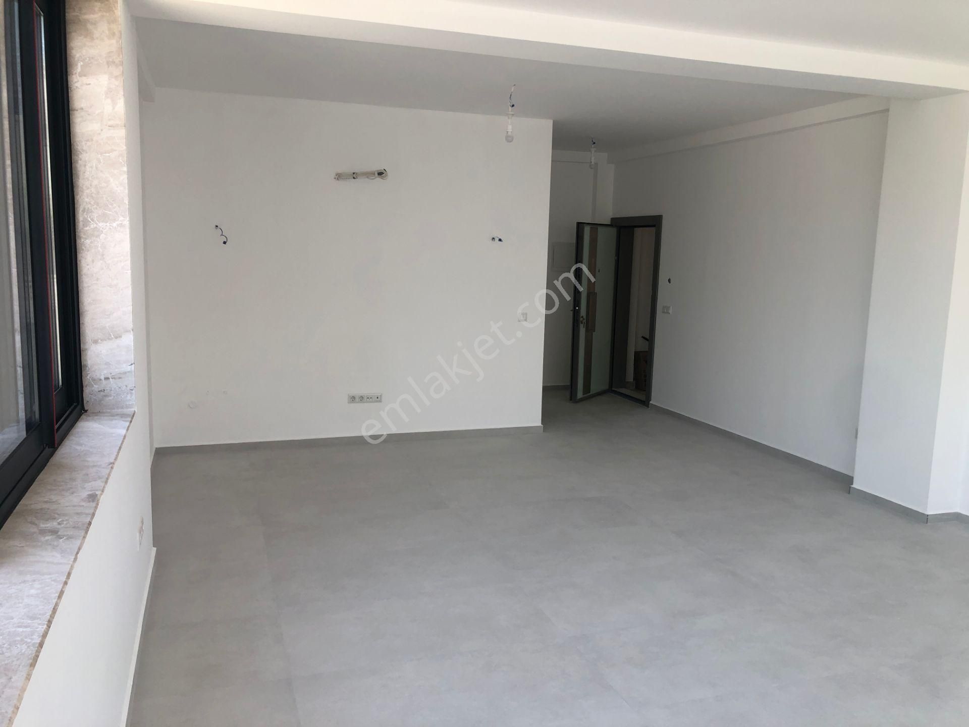 Turgutreis Turunç Plaza'da Kiralık Ofis - Görsel 5