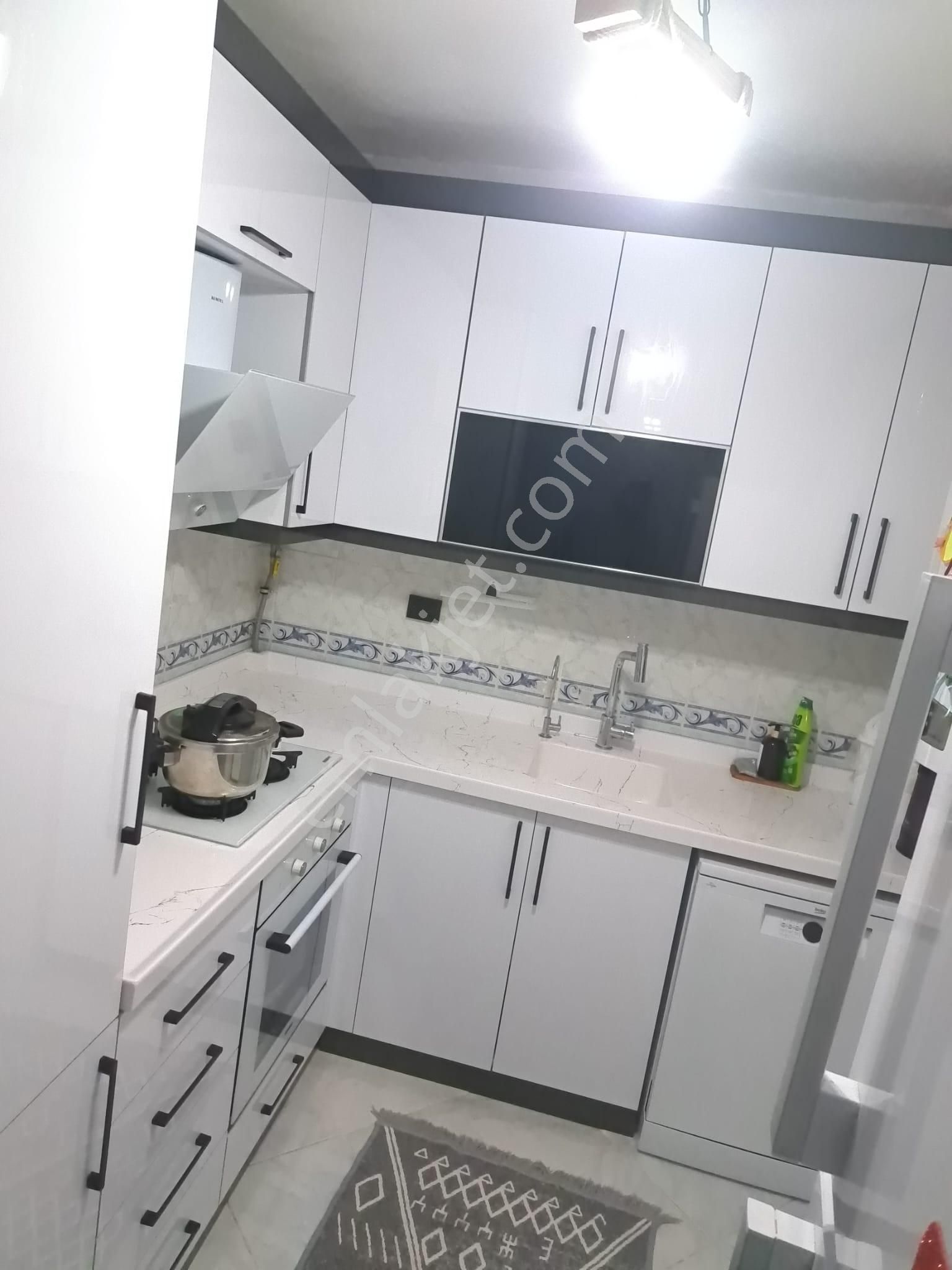 Elvan Mah Satılık 3+1 Bahçe Kat Full Yapılı Balkonlu Daire - Görsel 3