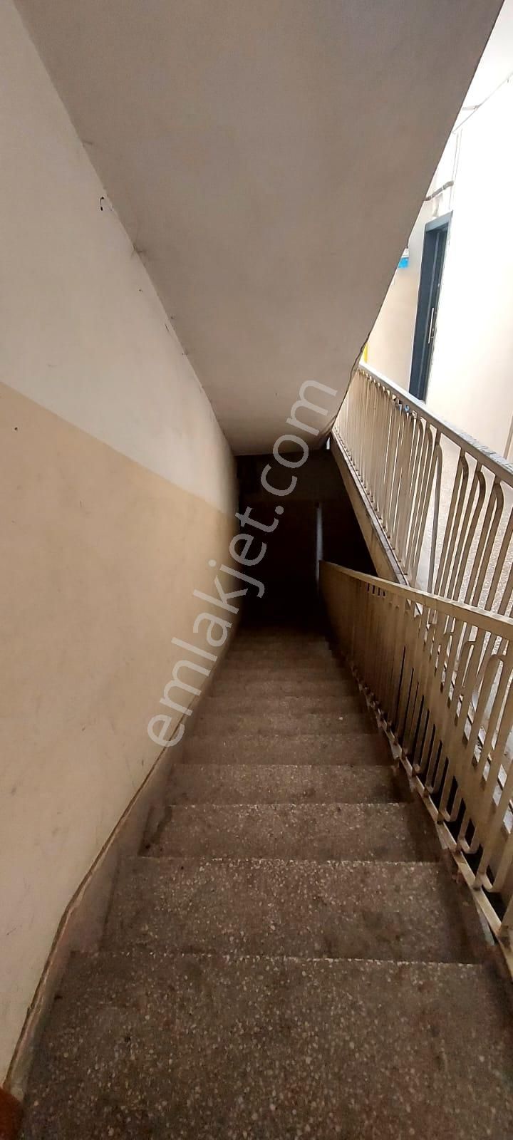 Kılıçarslan Mahallesinde Yatırımlık 2+1 Kombili Satılık Daire - Görsel 14