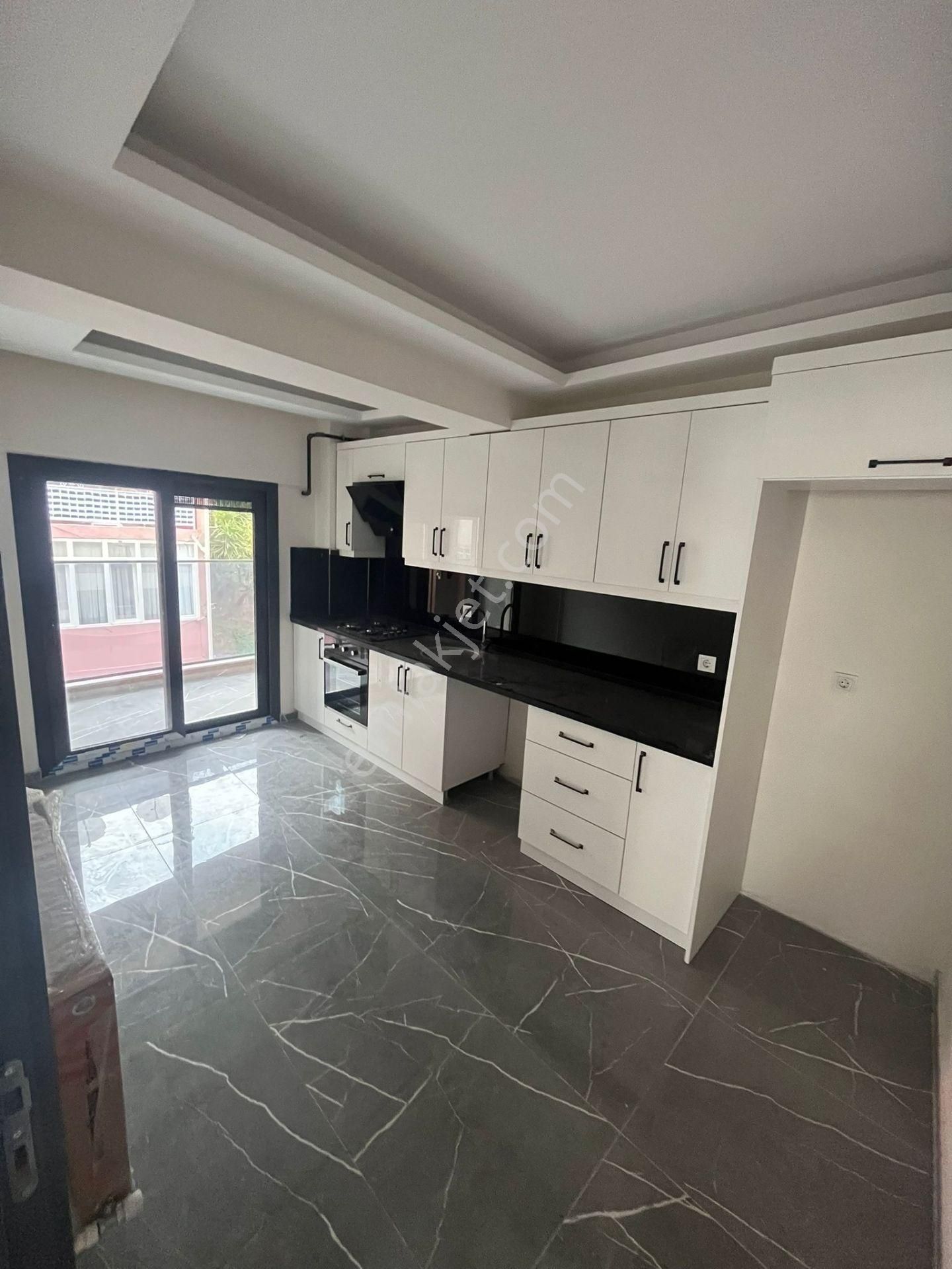 Turpa'dan Oturuma Hazır Sıfır Geniş 2+1 Satılık Daireler - Görsel 11