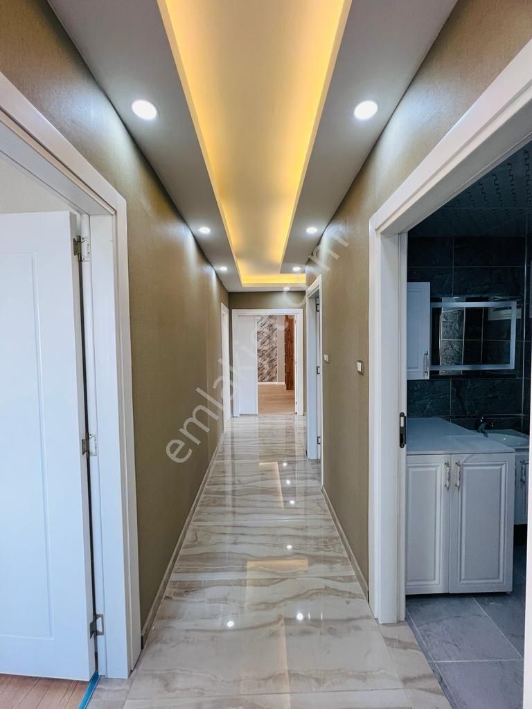 Yavuz Emlak Tan Satılık Daire Arakat Karaköprü Fuar Alanı Yanı 4 Oda - Görsel 8