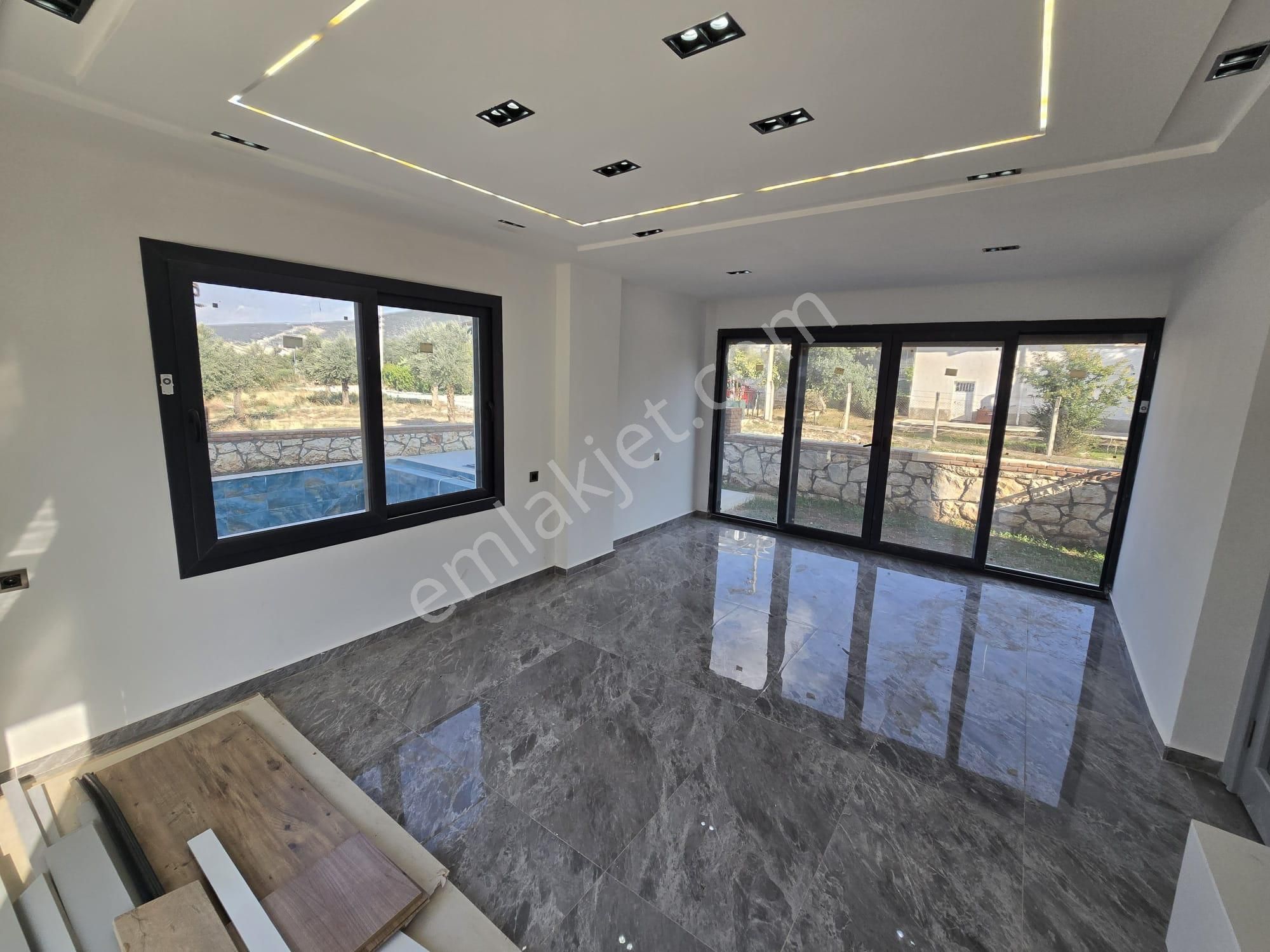 Tam Müstakil Ayrı Mutfak Havuzlu Villa - Görsel 10