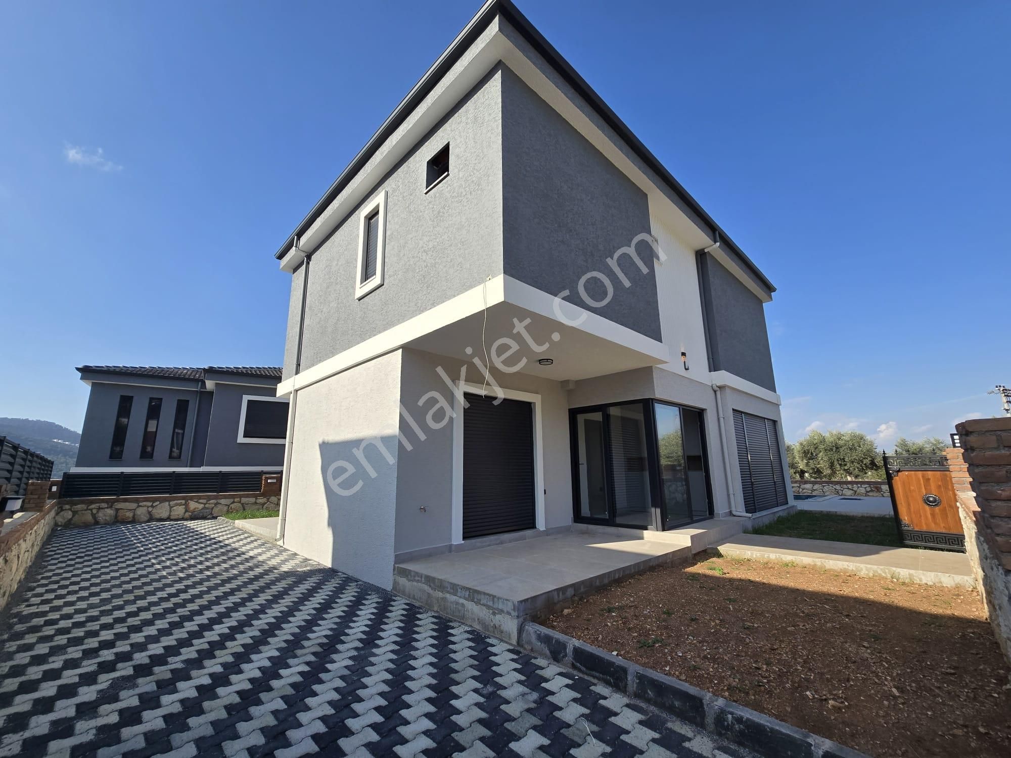 Tam Müstakil Ayrı Mutfak Havuzlu Villa - Görsel 2