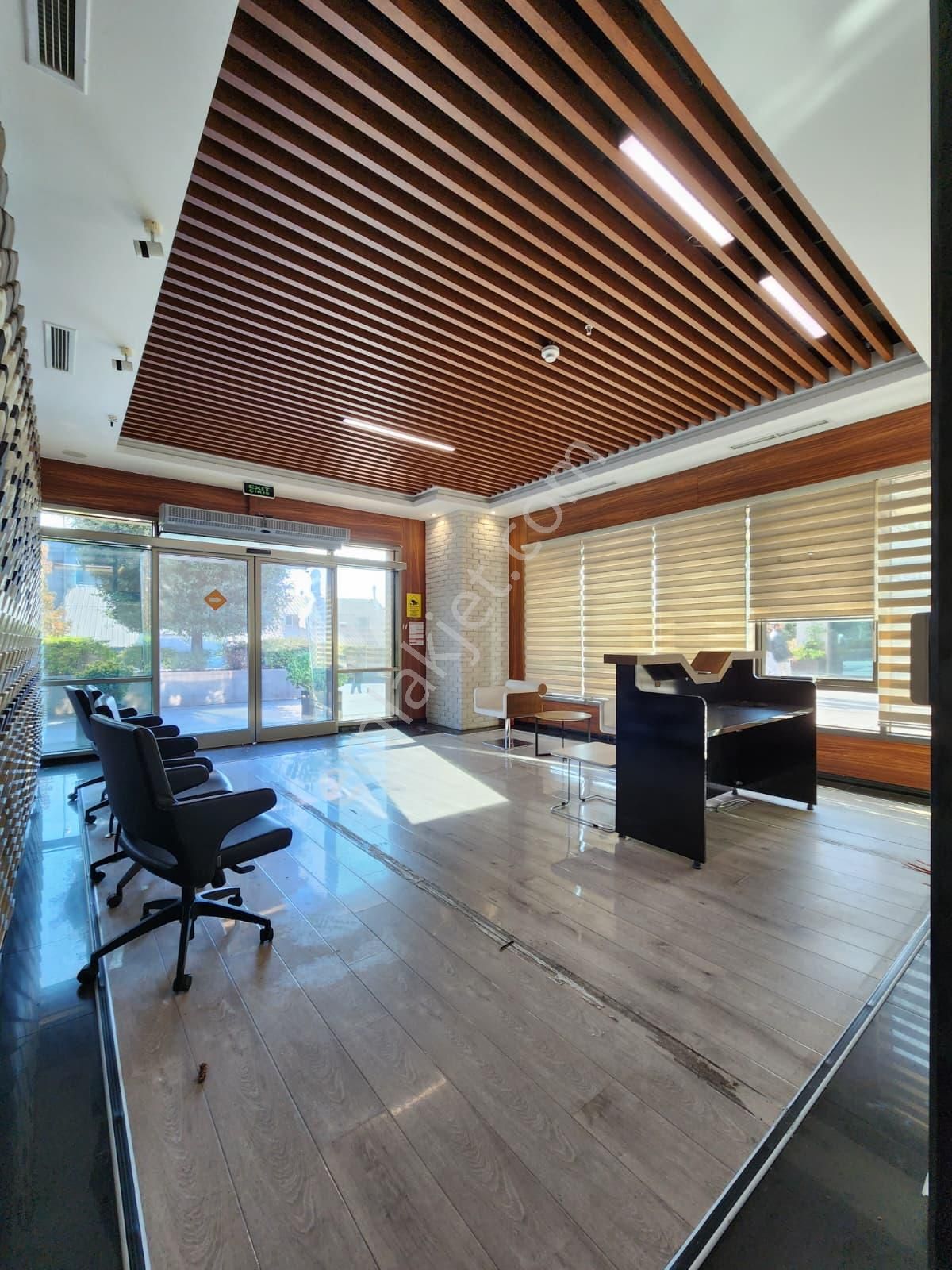 Nish İstanbul 458 M2 Giriş Katı Kapalı Alanlı Satılık Ofis - Görsel 26