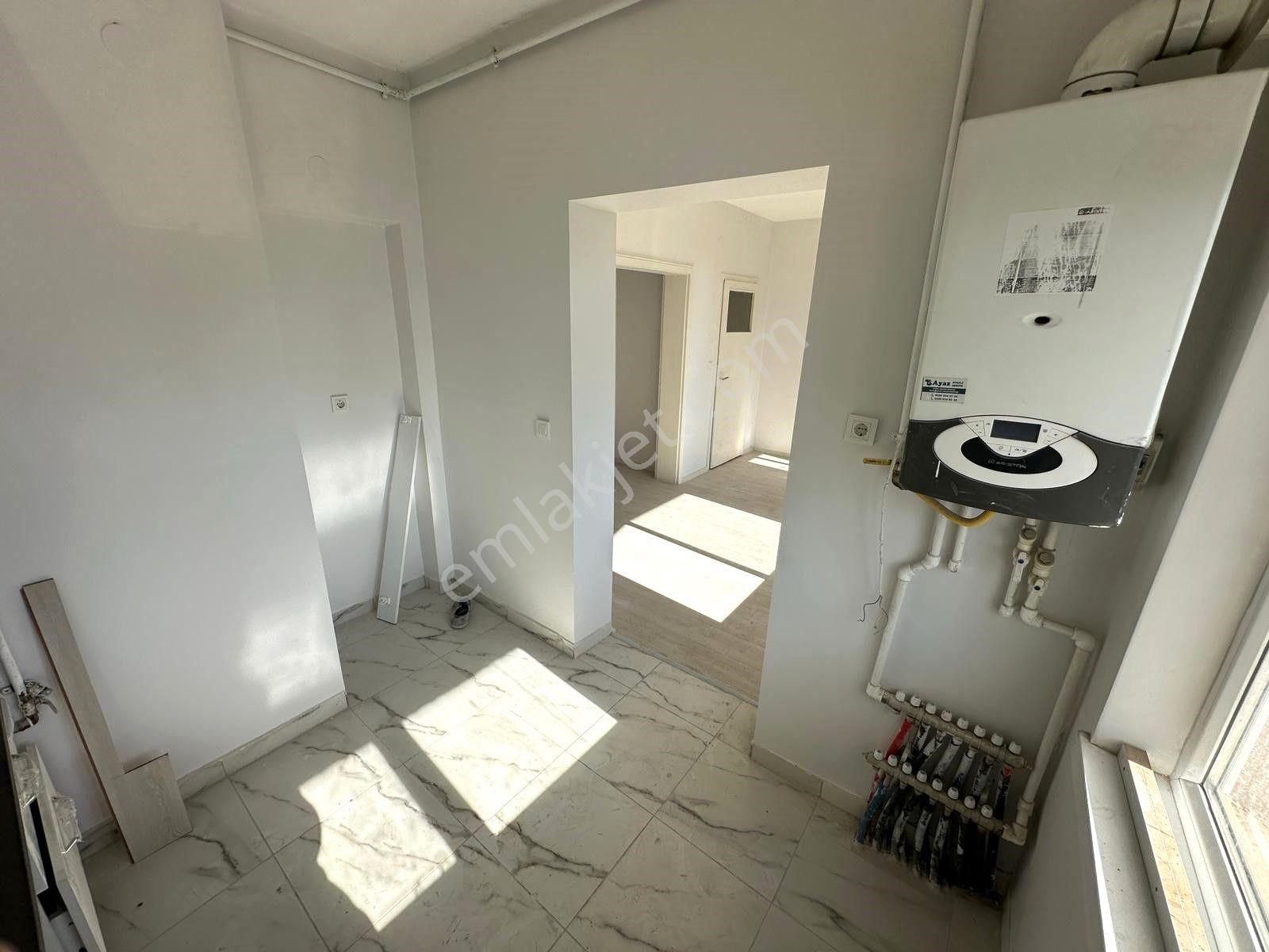 Emrah Mh.gülhane Hast.karşısında Yüksek Giriş Amarikan Mutfak Yapılı 3+1 Daire - Görsel 7