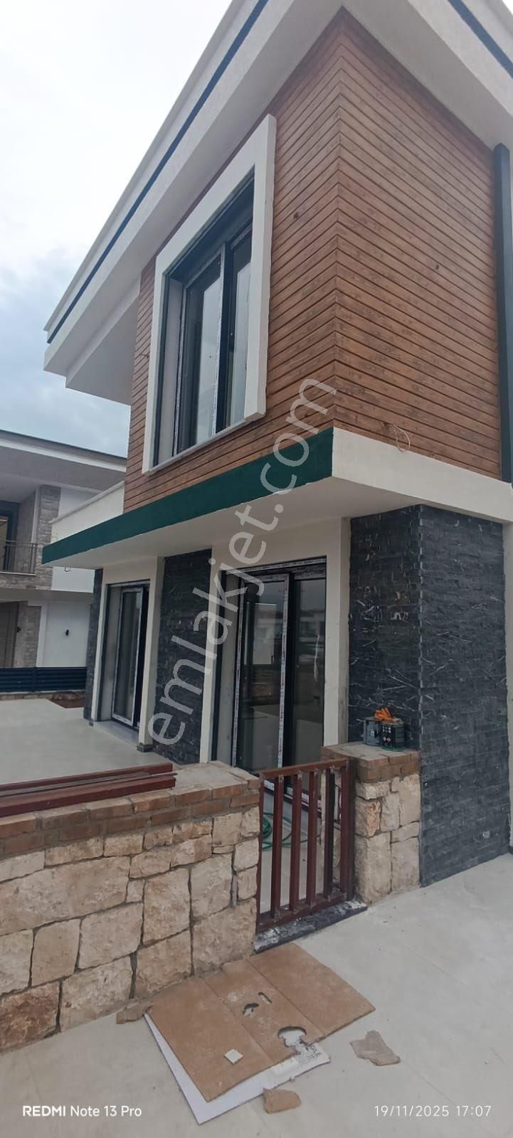 Hisar’da 4+1 Alt Katta Odası Bulunan Geniş Ferah Villa - Görsel 7