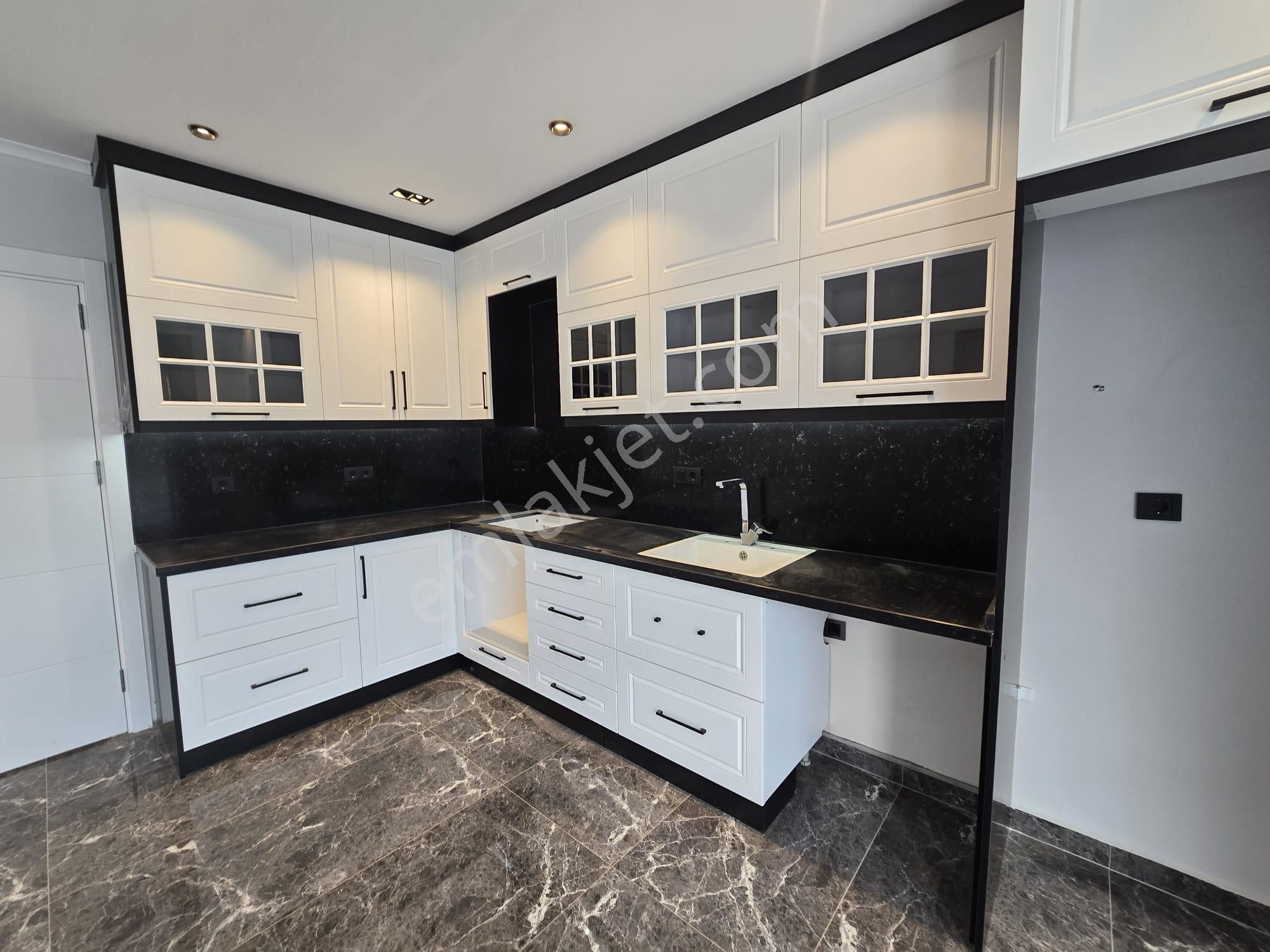 Tam Müstakil Havuzlu Villa - Görsel 8