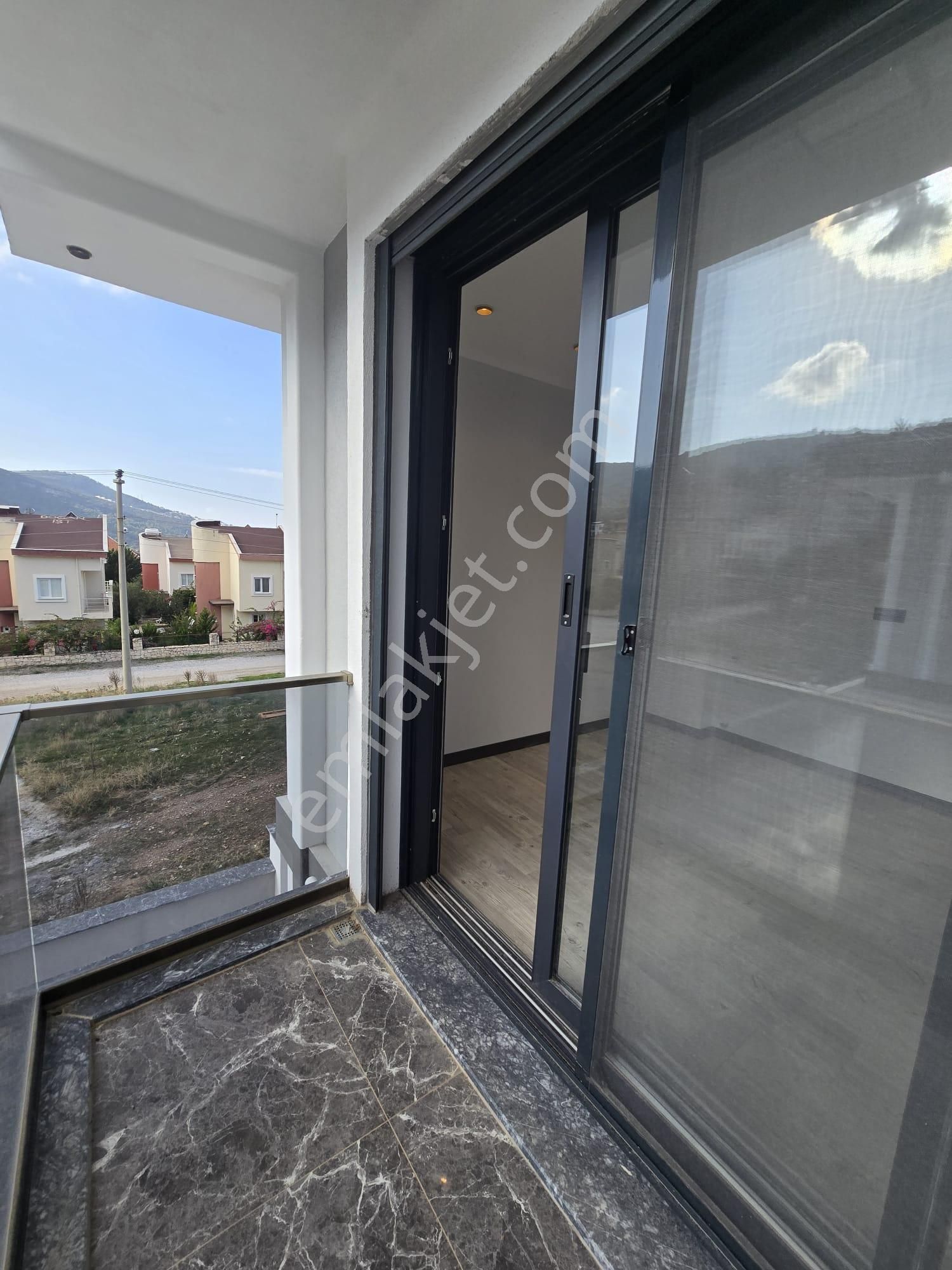 Tam Müstakil Havuzlu Villa - Görsel 30