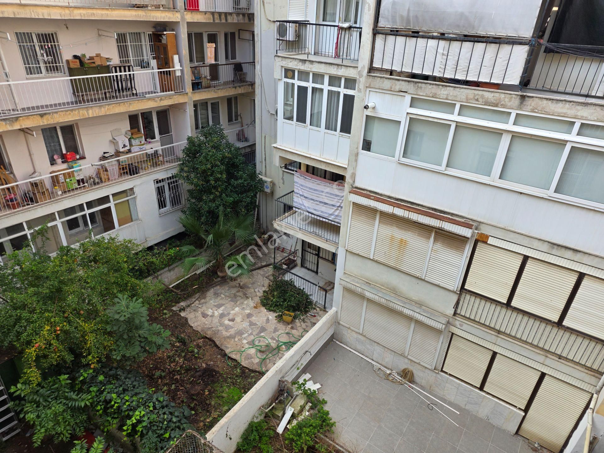 Karşıyaka Aksoy Mahallesinde Kiralık 3+1 Daire - Görsel 19