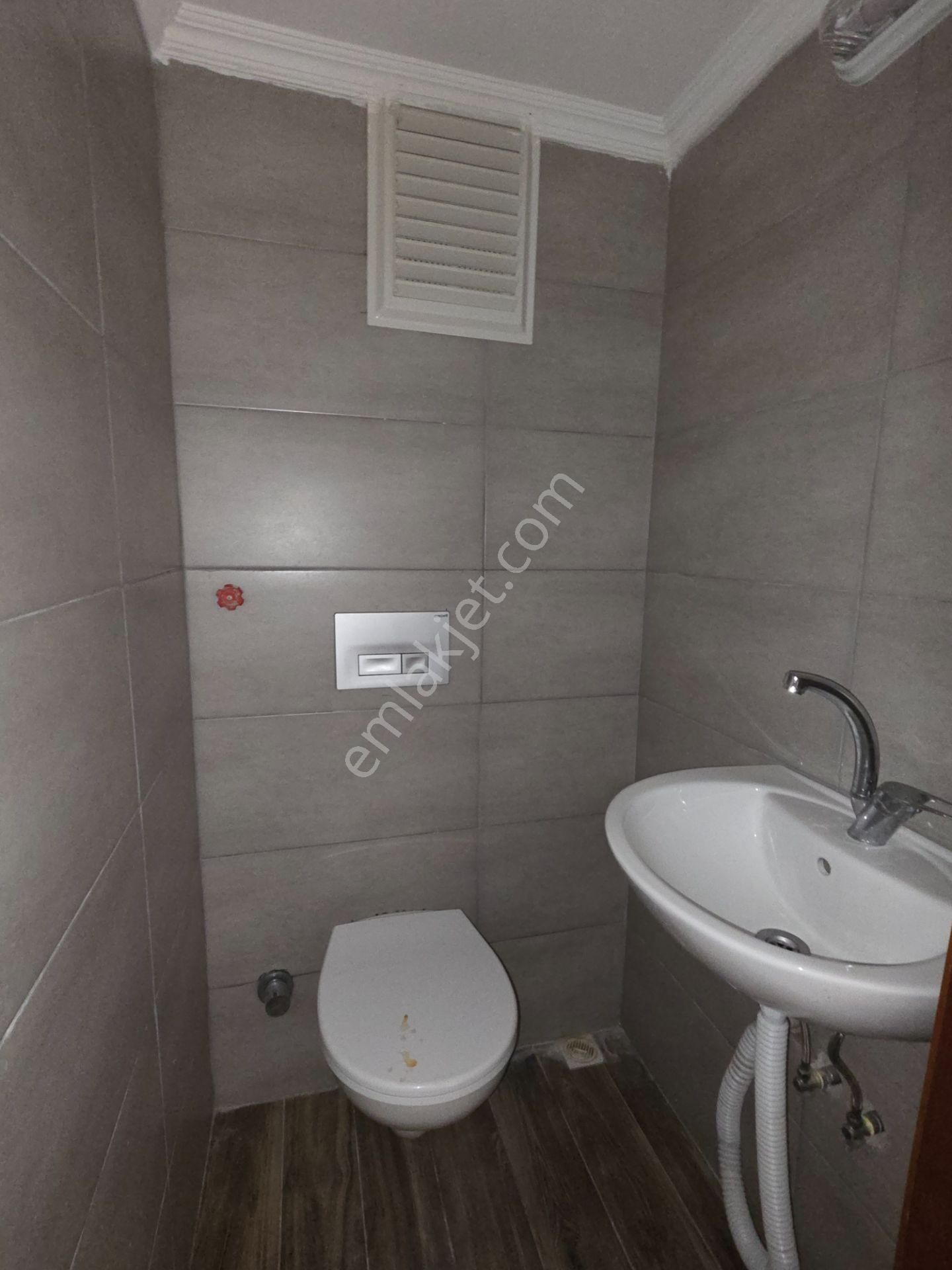 Karşıyaka Aksoy Mahallesinde Kiralık 3+1 Daire - Görsel 24