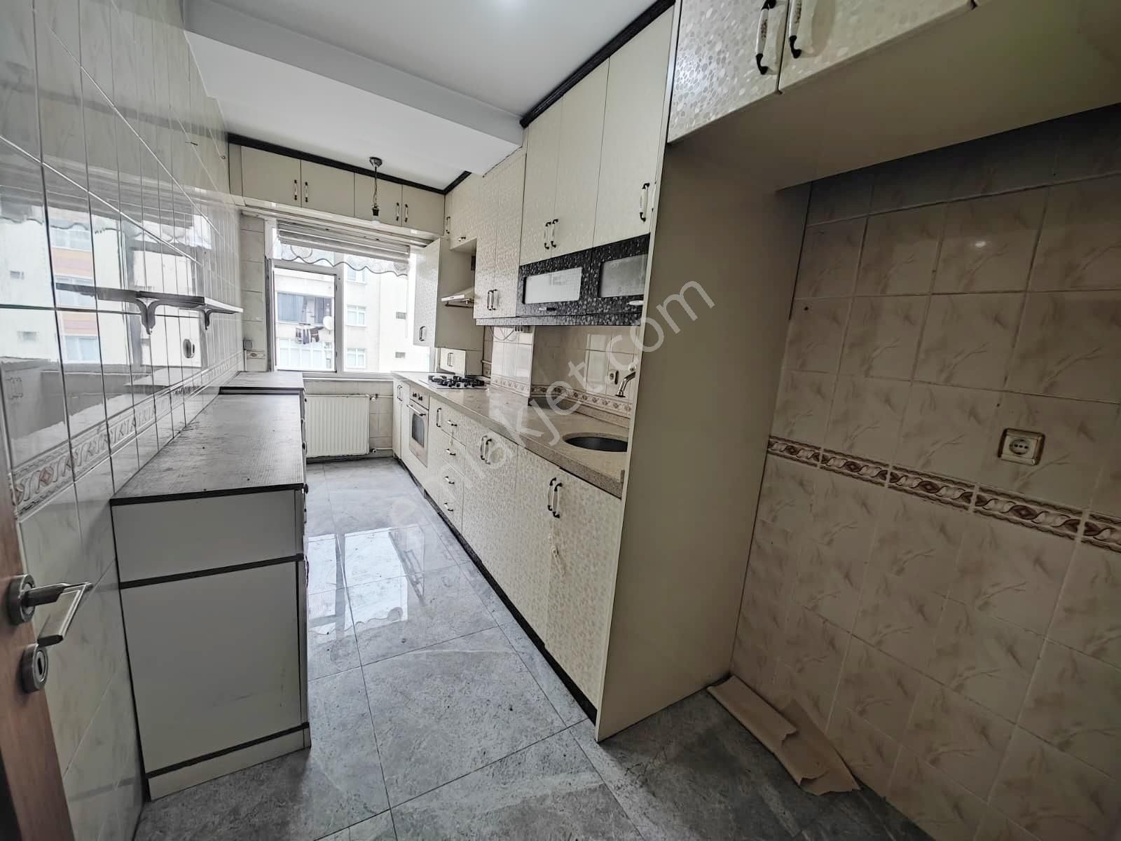 Salih Emlak 'tan Önü Açık 3+1 Kredili 3.kat Boş Daire - Görsel 7