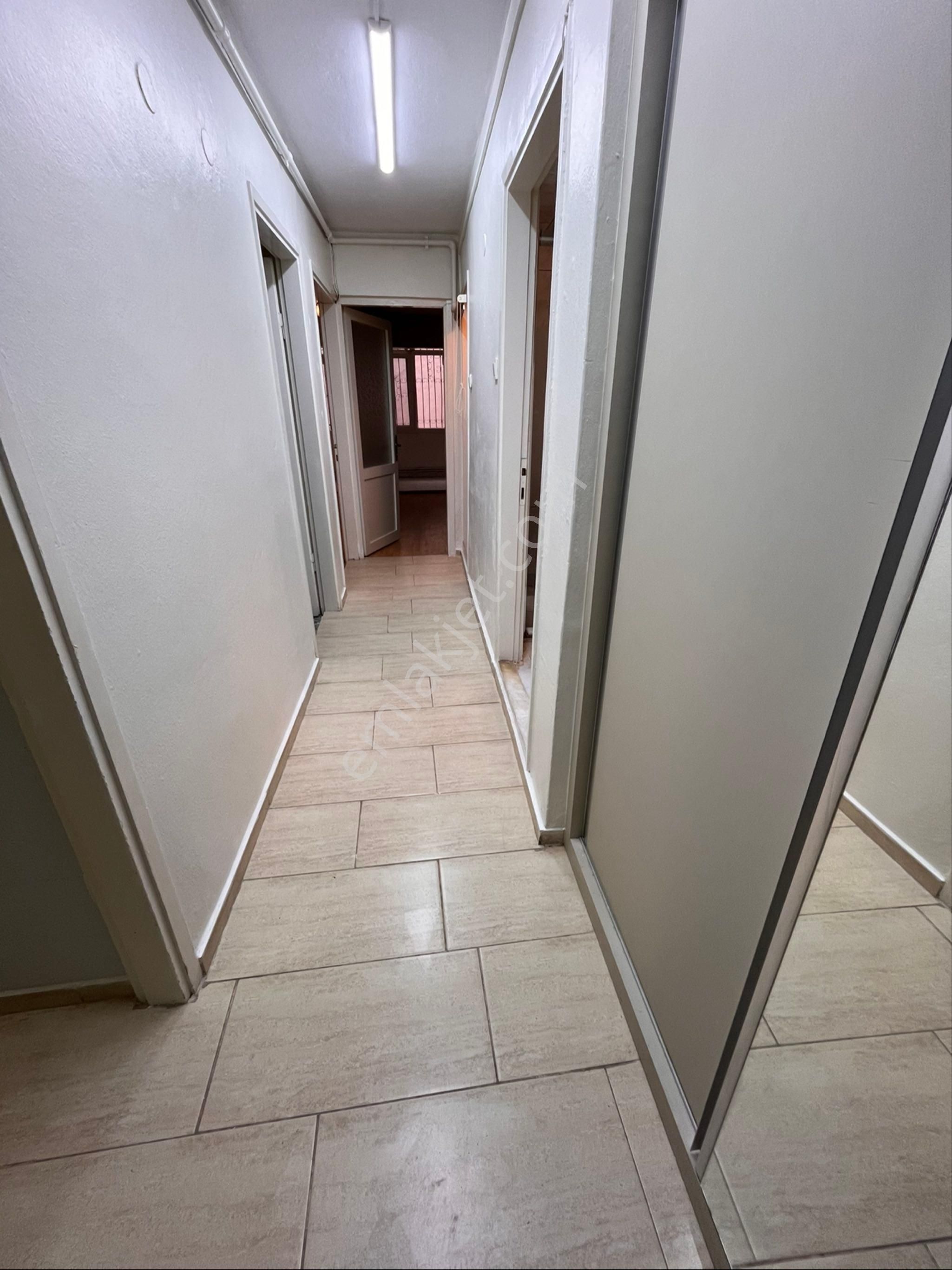 Hatay Pazaryeri Yakınında 2+1 90m2 Temiz Bakımlı Bahçeli - Görsel 16