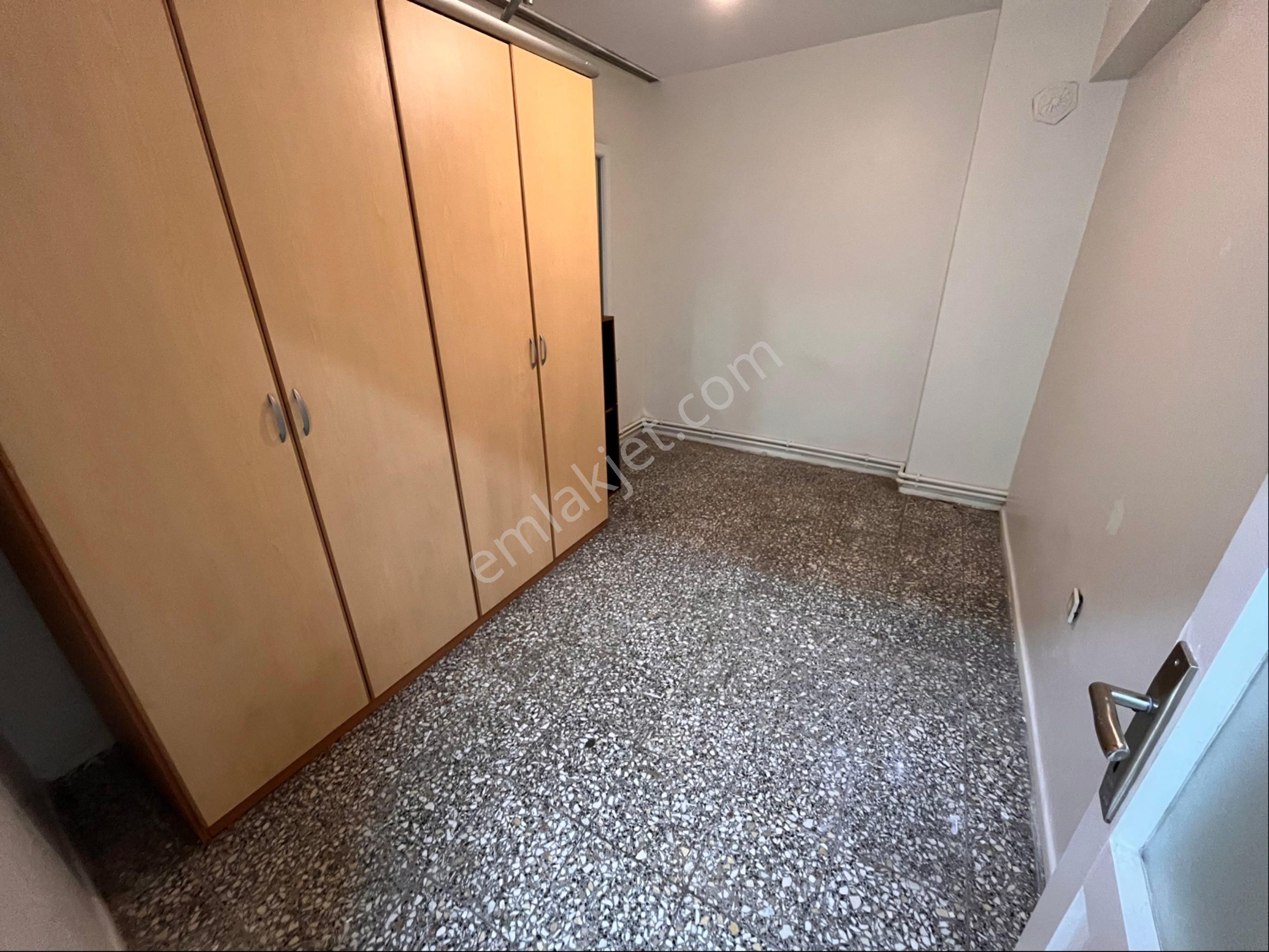 Hatay Pazaryeri Yakınında 2+1 90m2 Temiz Bakımlı Bahçeli - Görsel 18