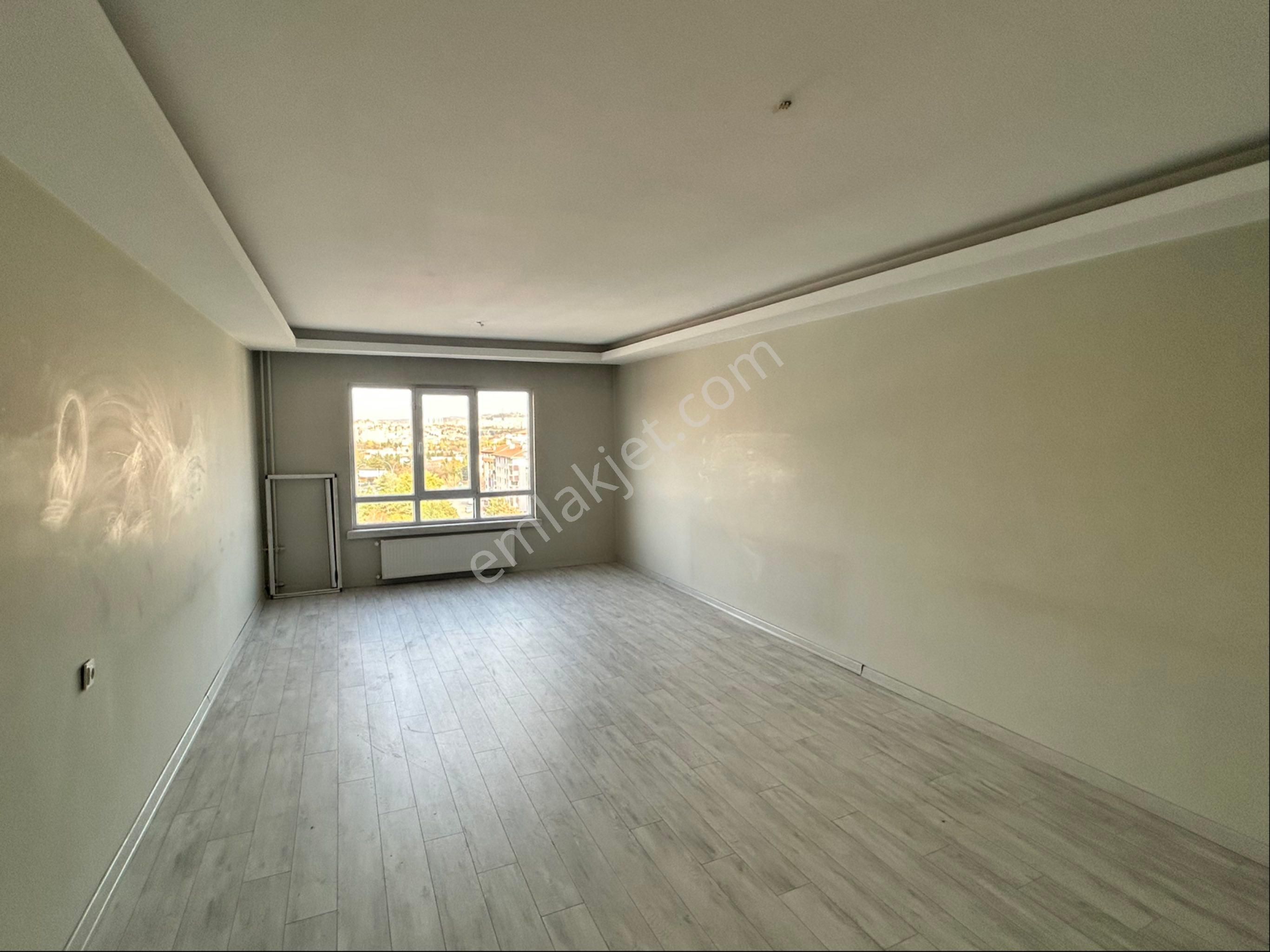 Ziraat Mah.de Metro Yakını Kiralık 3+1 Daire - Görsel 19