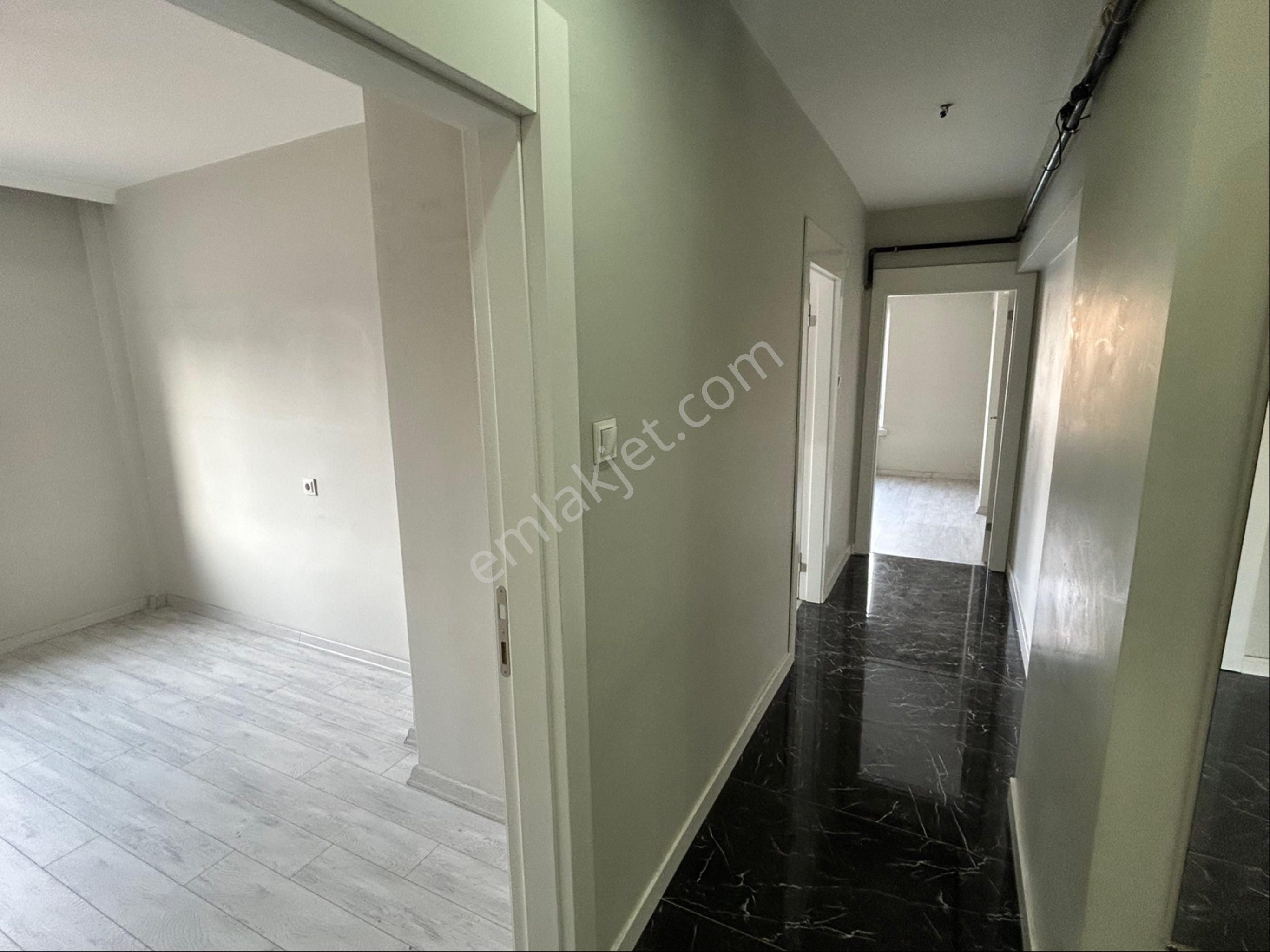 Ziraat Mah.de Metro Yakını Kiralık 3+1 Daire - Görsel 10