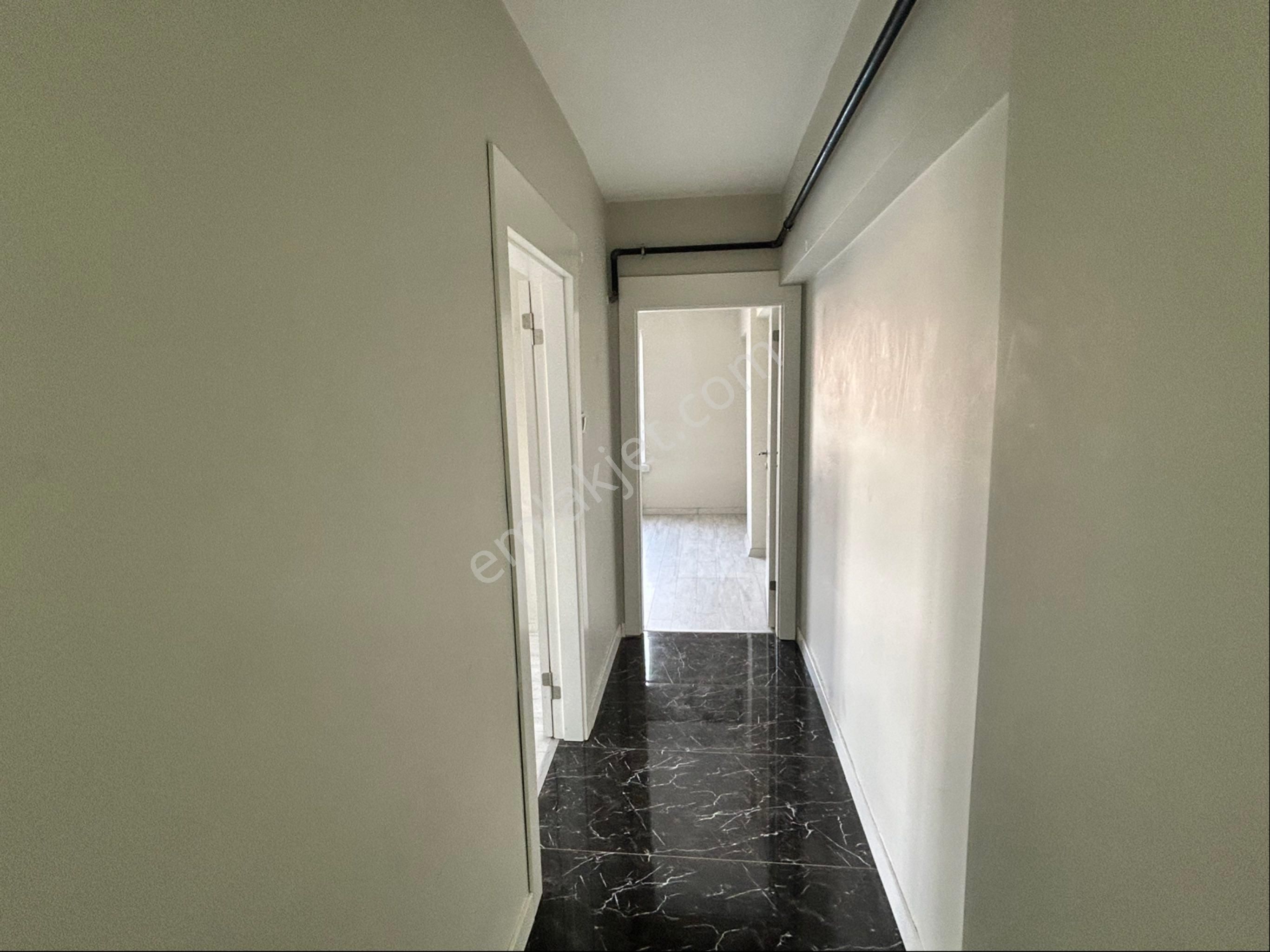 Ziraat Mah.de Metro Yakını Kiralık 3+1 Daire - Görsel 4