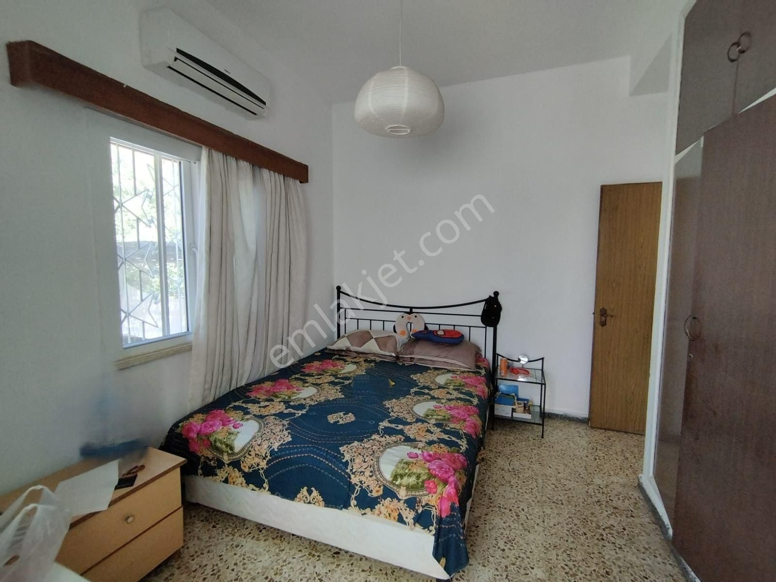 Girne Lapta’da Anayol Üzerinde, Bahçeli, Eşyalı Müstakil 2+2 Kiralık Ev !! - Görsel 10