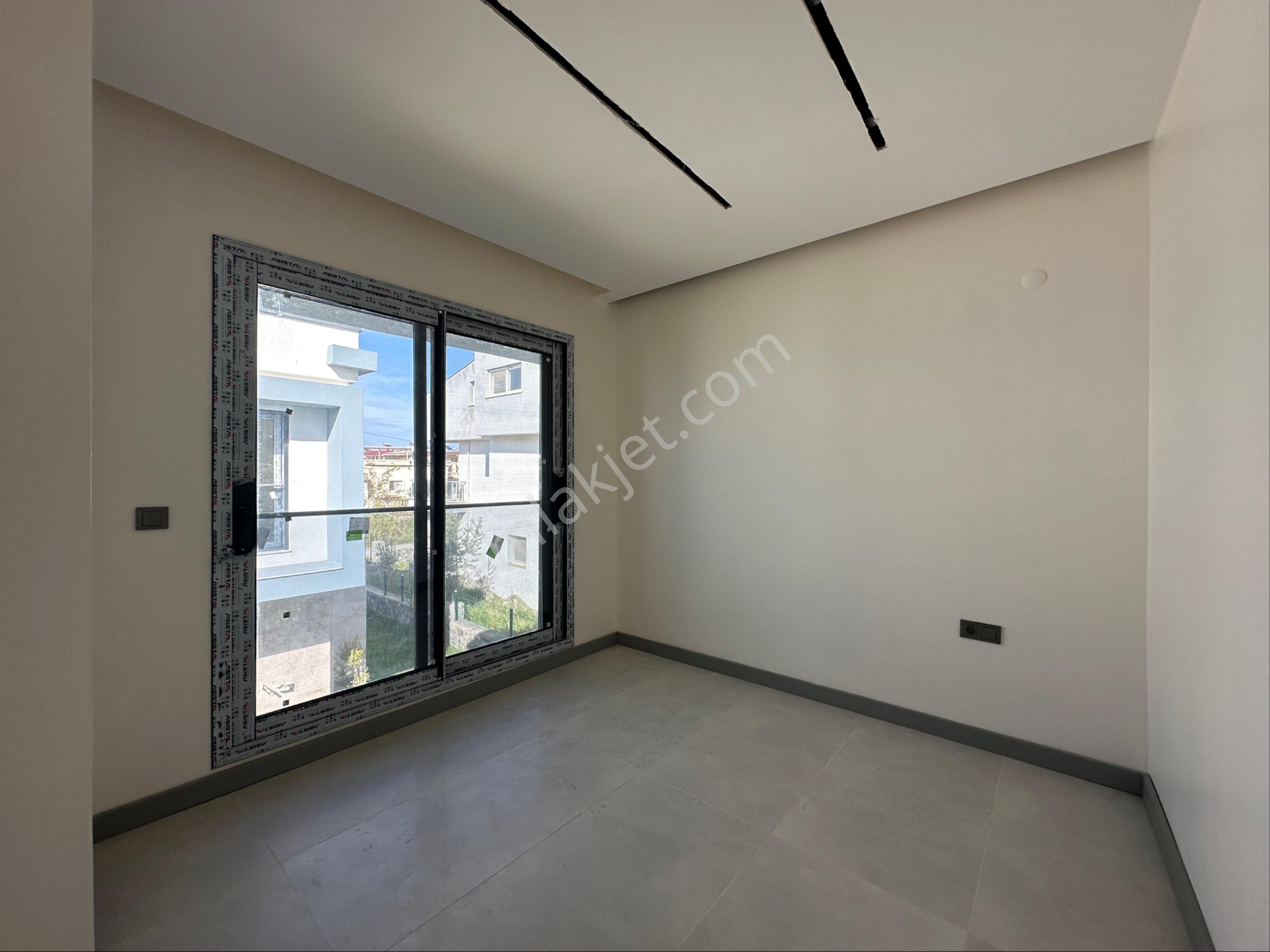 Kuşadası Güzelçamlı’da 3+1 Özel Havuzlu Denize 50 Metre Satılık Villa - Görsel 26